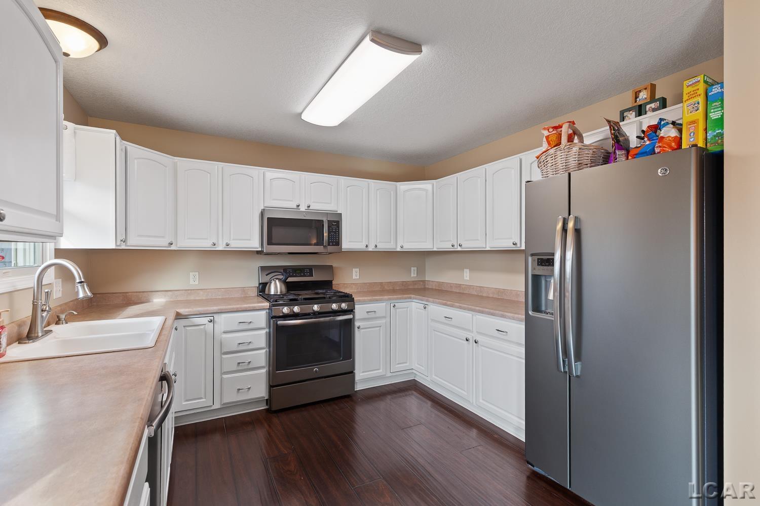 2147 Gady Road, Adrian, MI, 49221