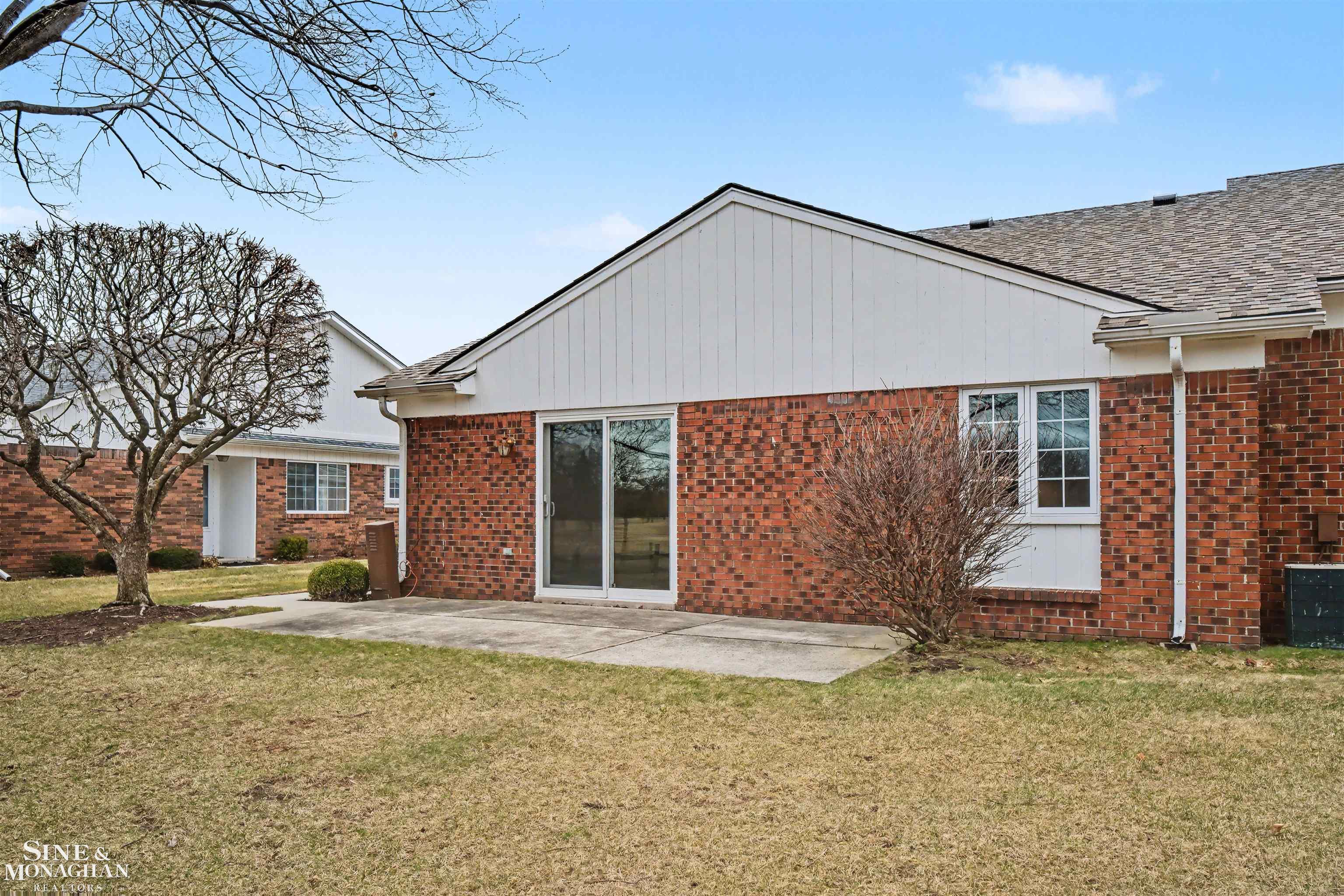 780 Country Club Drive, Saint Clair Shores, MI, 48082