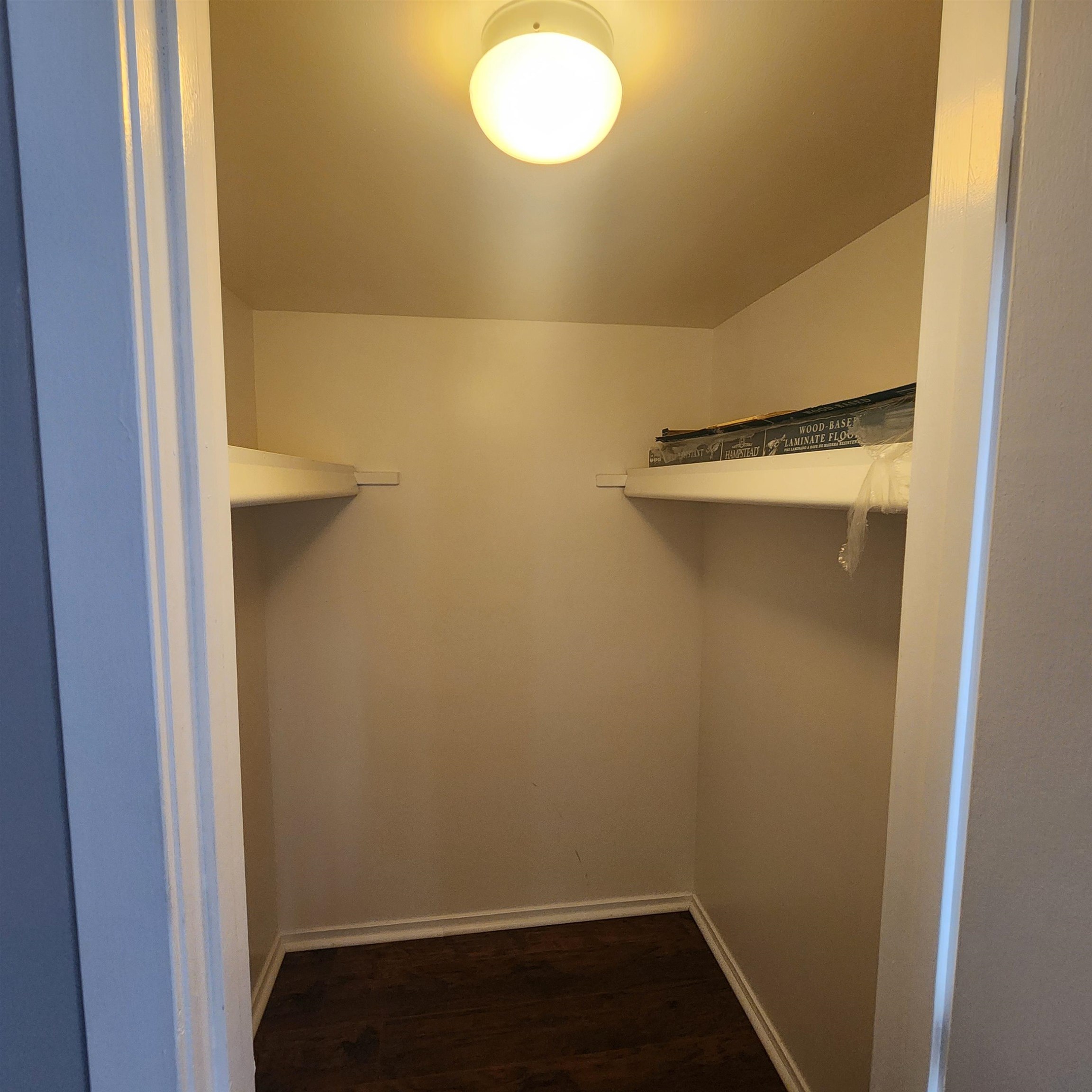 Roseville, MI, 48066