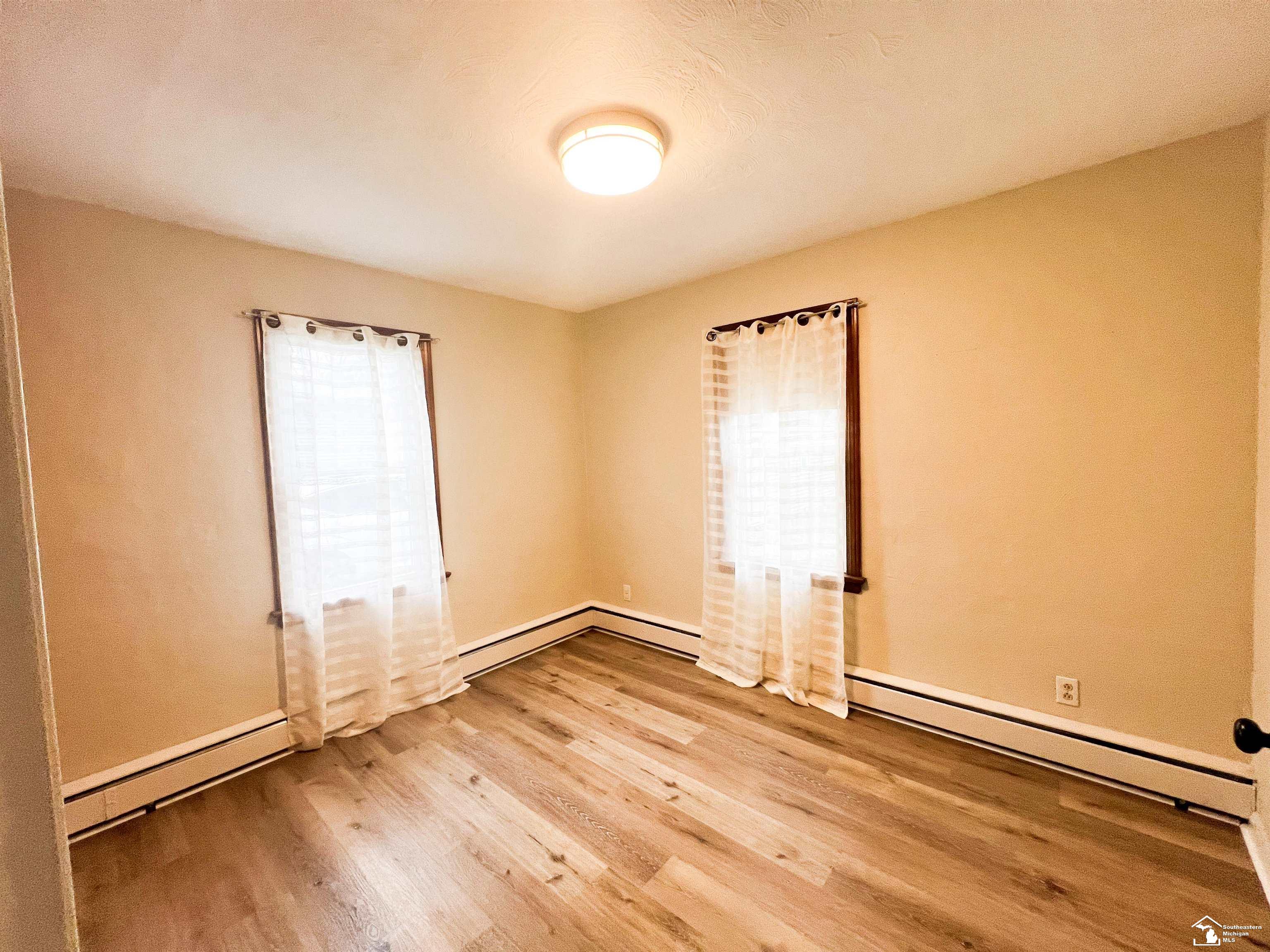 1142 South Park Drive, Temperance, MI, 48182