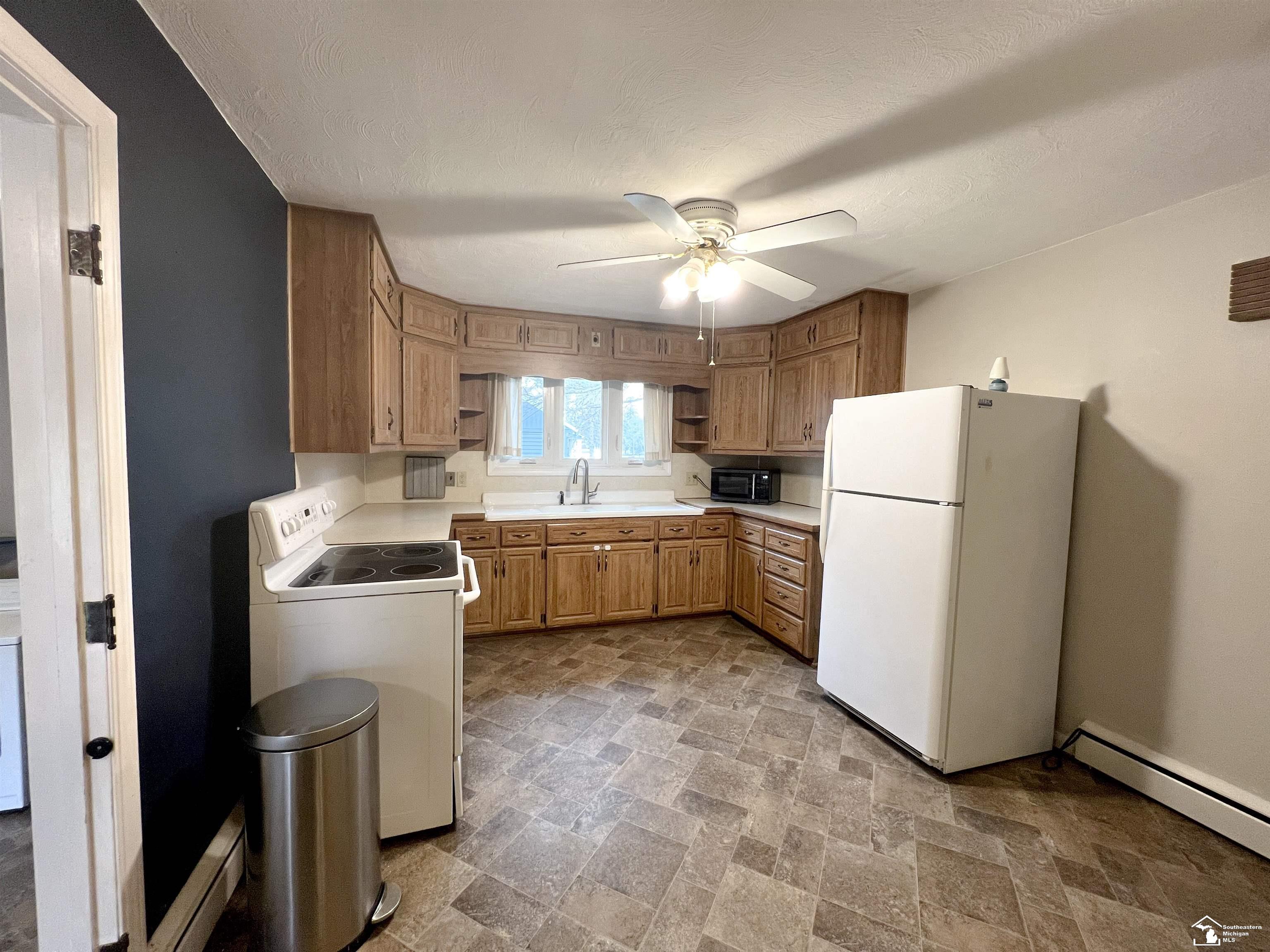 1142 South Park Drive, Temperance, MI, 48182