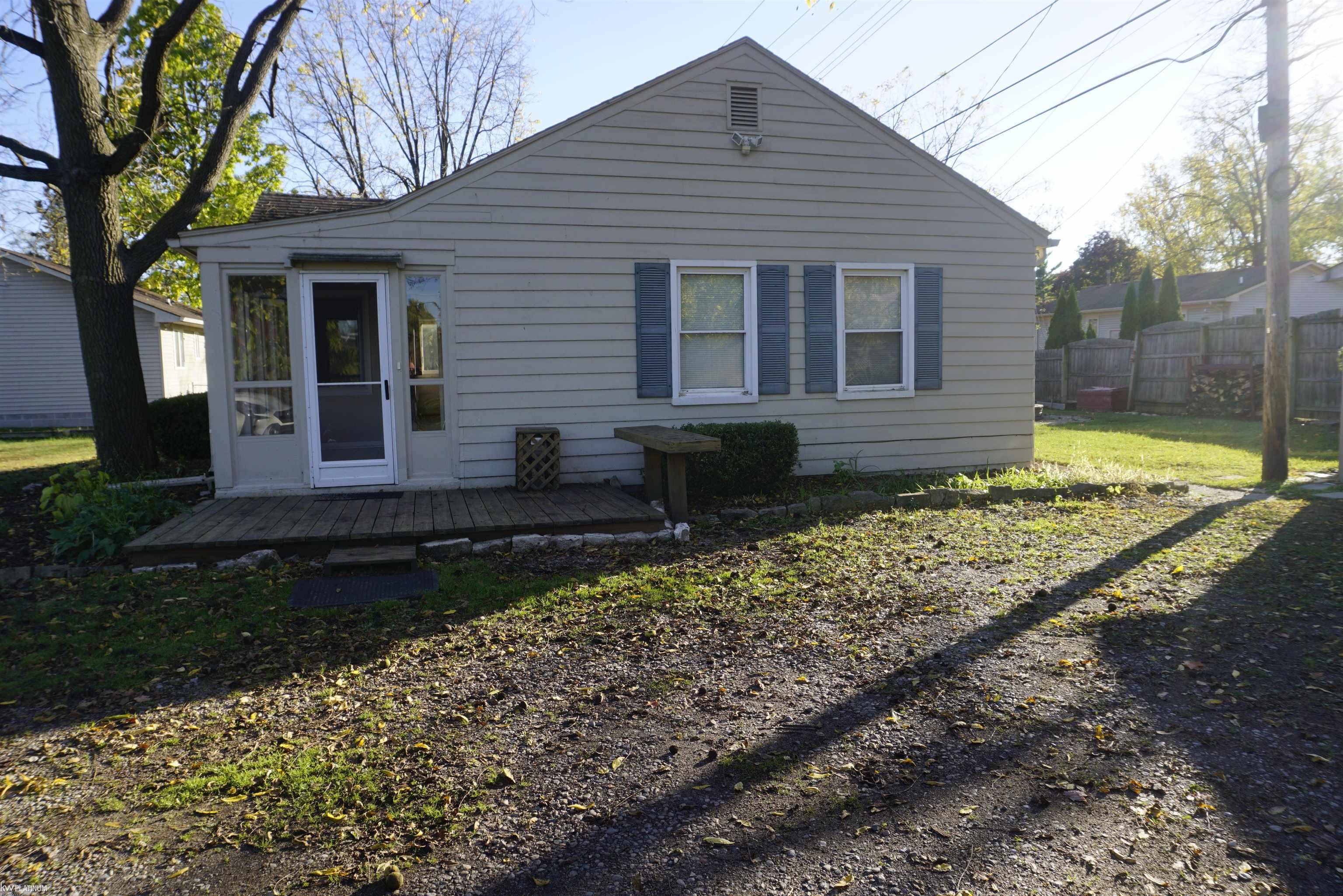 Homes for sale in Rochester Hills, MI | 46721 Dequindre Rd, Rochester Hills, MI 48307 | MLS# 50202138