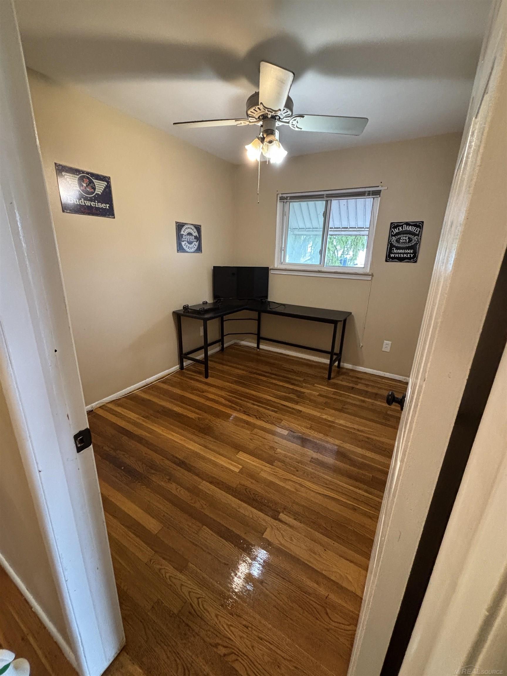 23336 Allor Street, Saint Clair Shores, MI, 48082