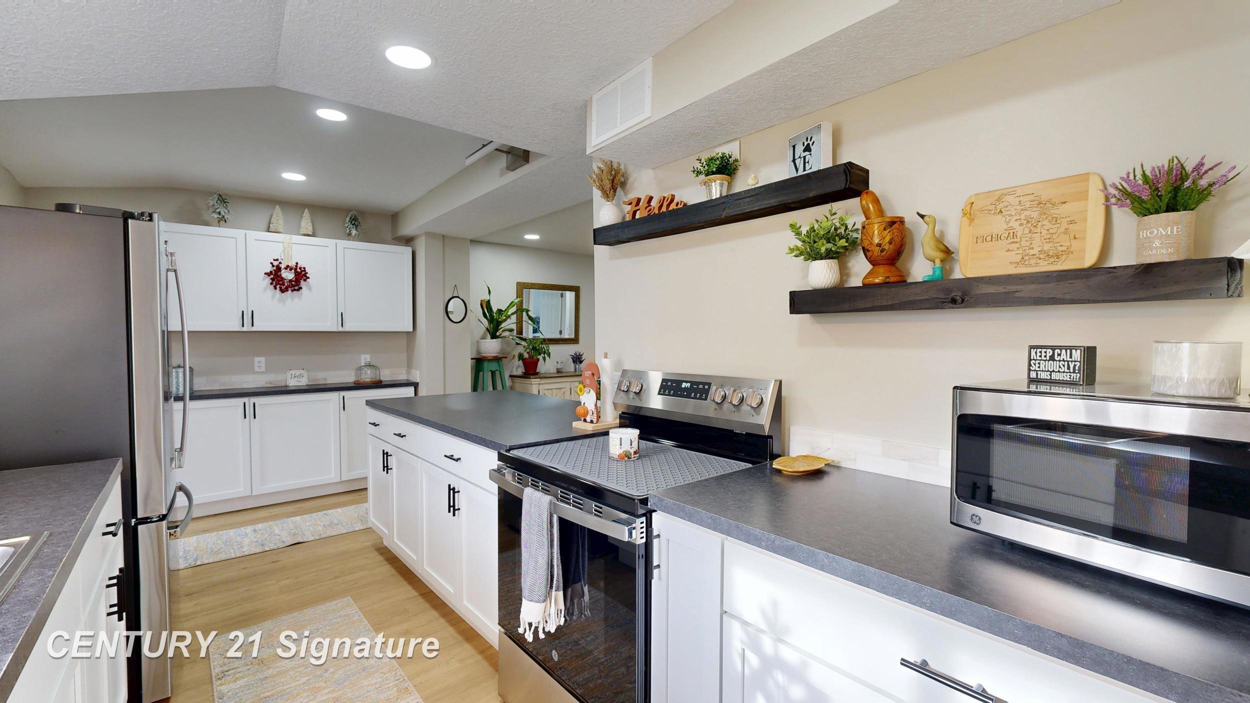 310 S Franklin St, Zilwaukee, MI, 48604