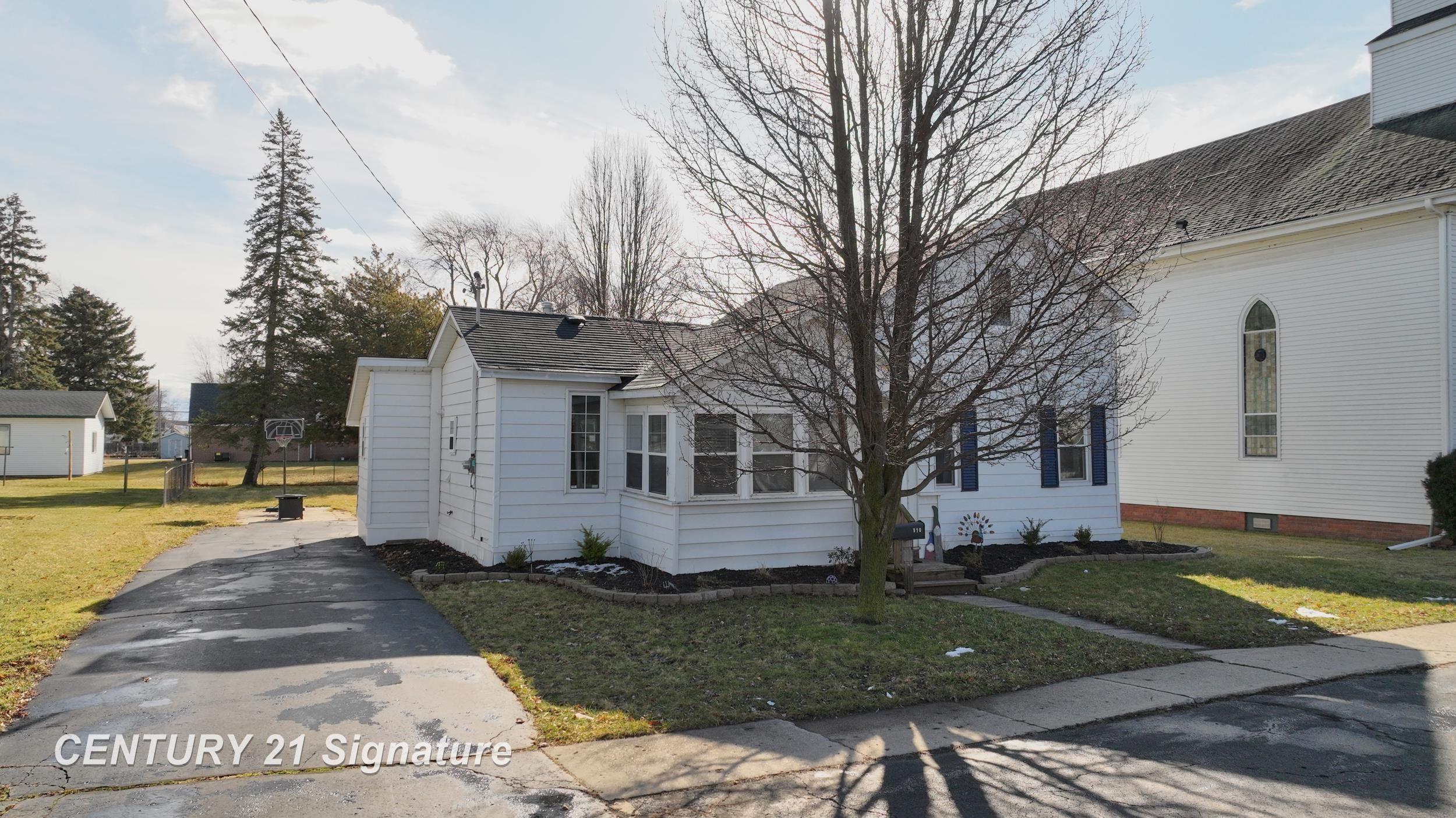 310 S Franklin St, Zilwaukee, MI, 48604