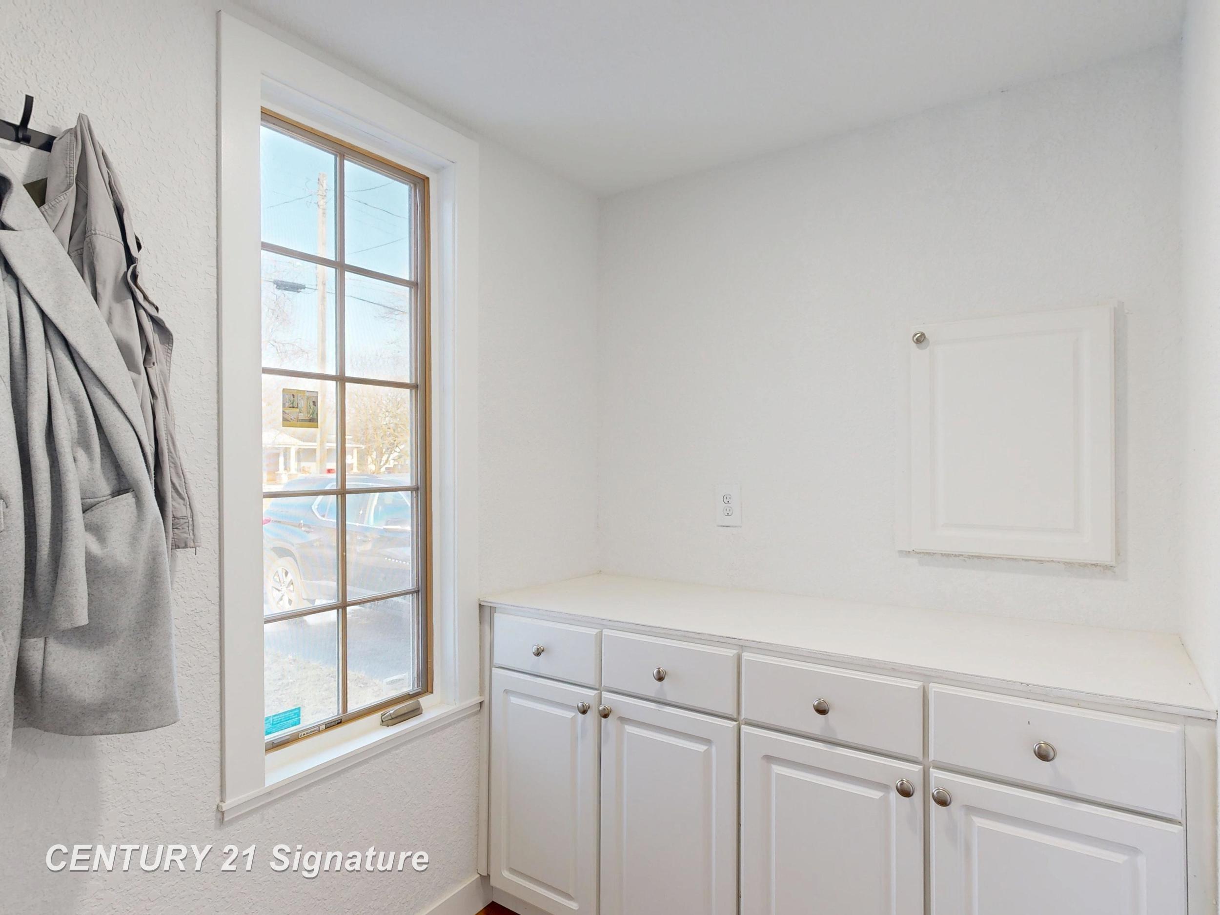 310 S Franklin St, Zilwaukee, MI, 48604