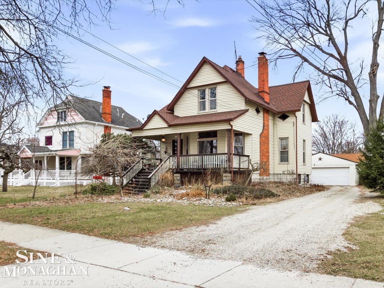 Photo 3 of Single family home for sale at 1713 St Clair River Dr, Algonac, MI 48001 | MLS# 58050202181 | Listing updated on 2026-09-30