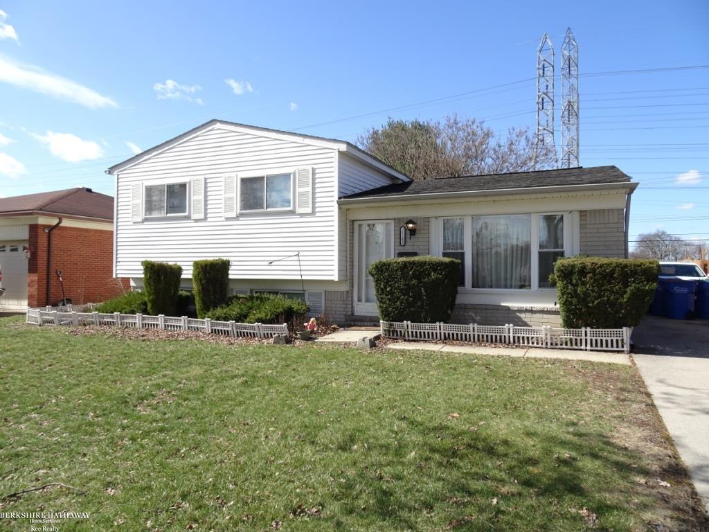 28263 Newport Drive, Warren, MI, 48088