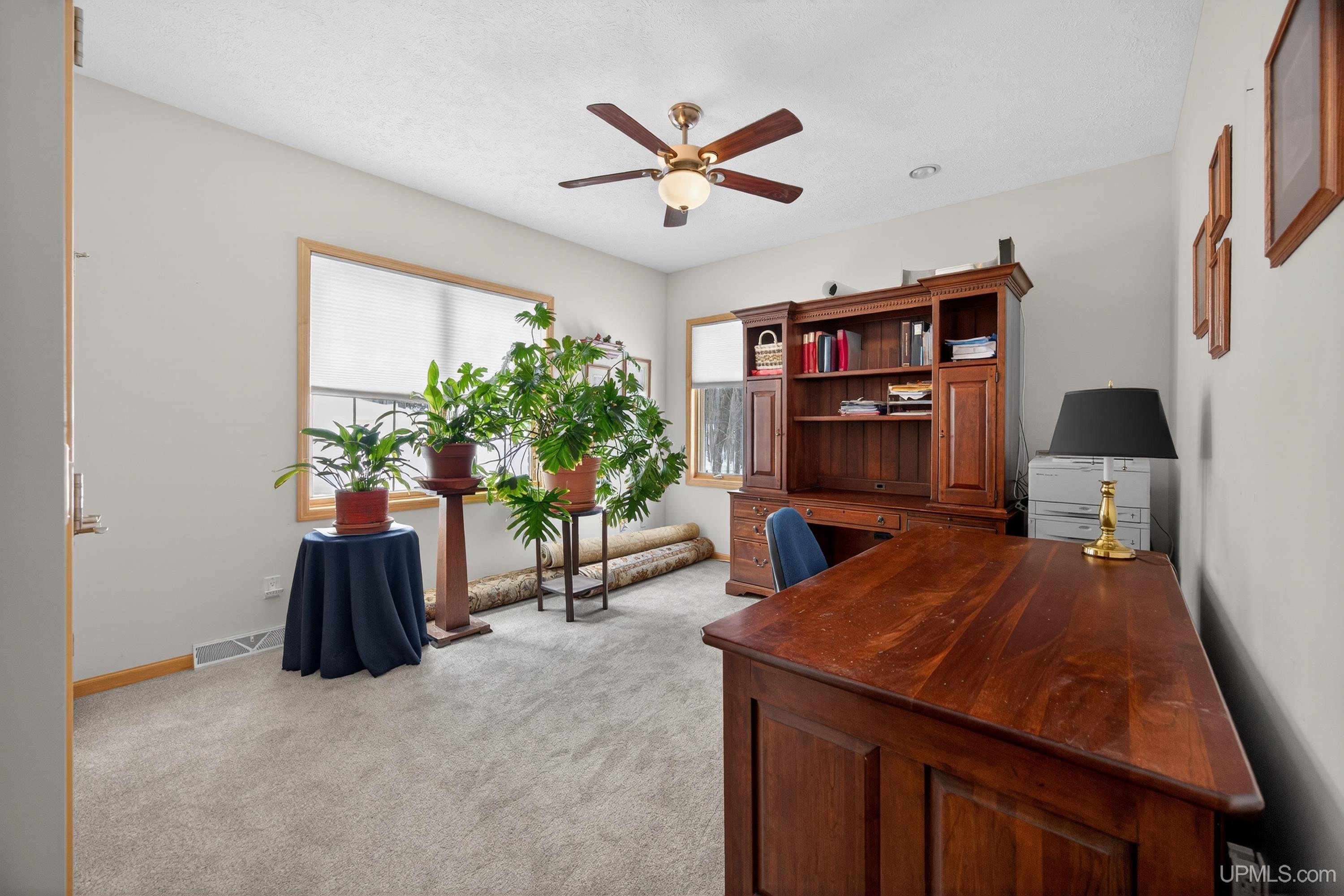 1800 Middle Point Lane, Houghton, MI, 49931