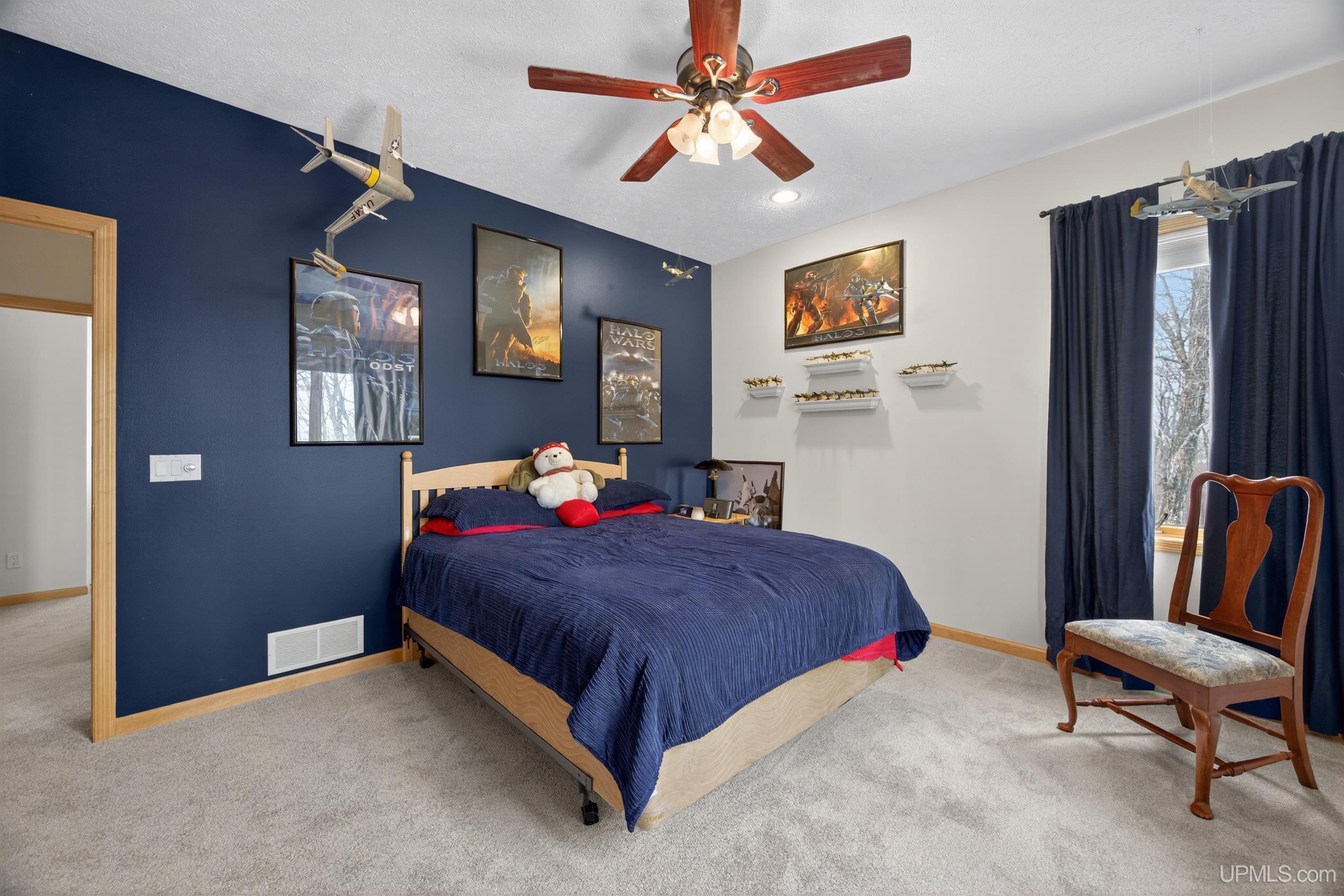 1800 Middle Point Lane, Houghton, MI, 49931