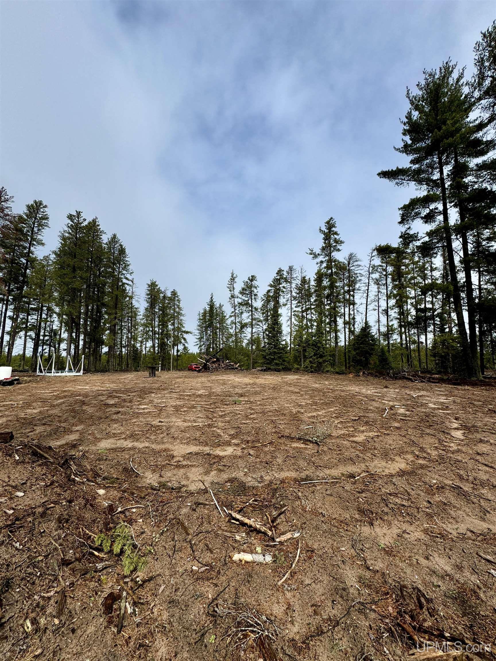 61 Road One Road, Ishpeming, MI, 49849