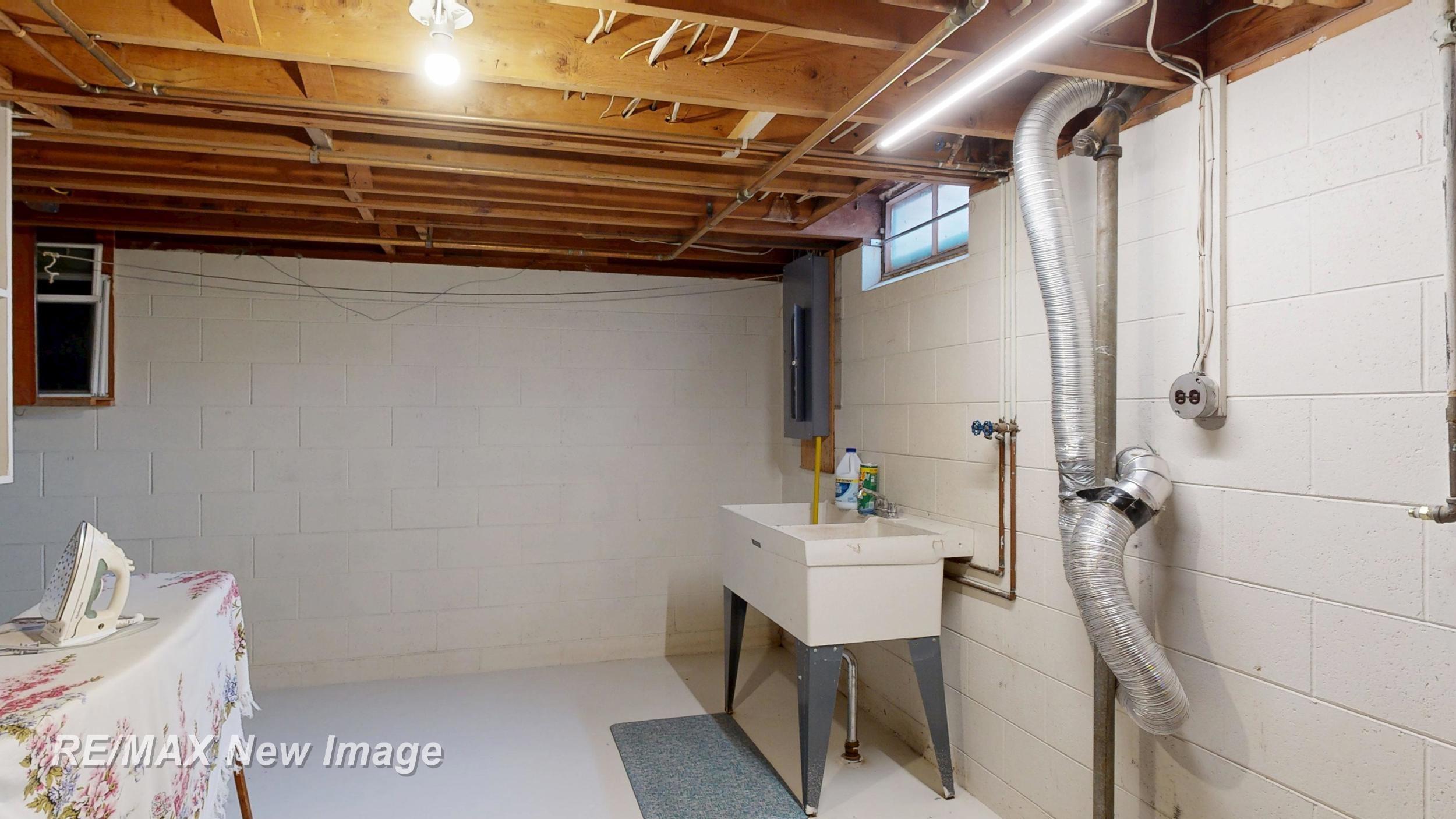 1808 S Farragut Street, Bay City, MI, 48708