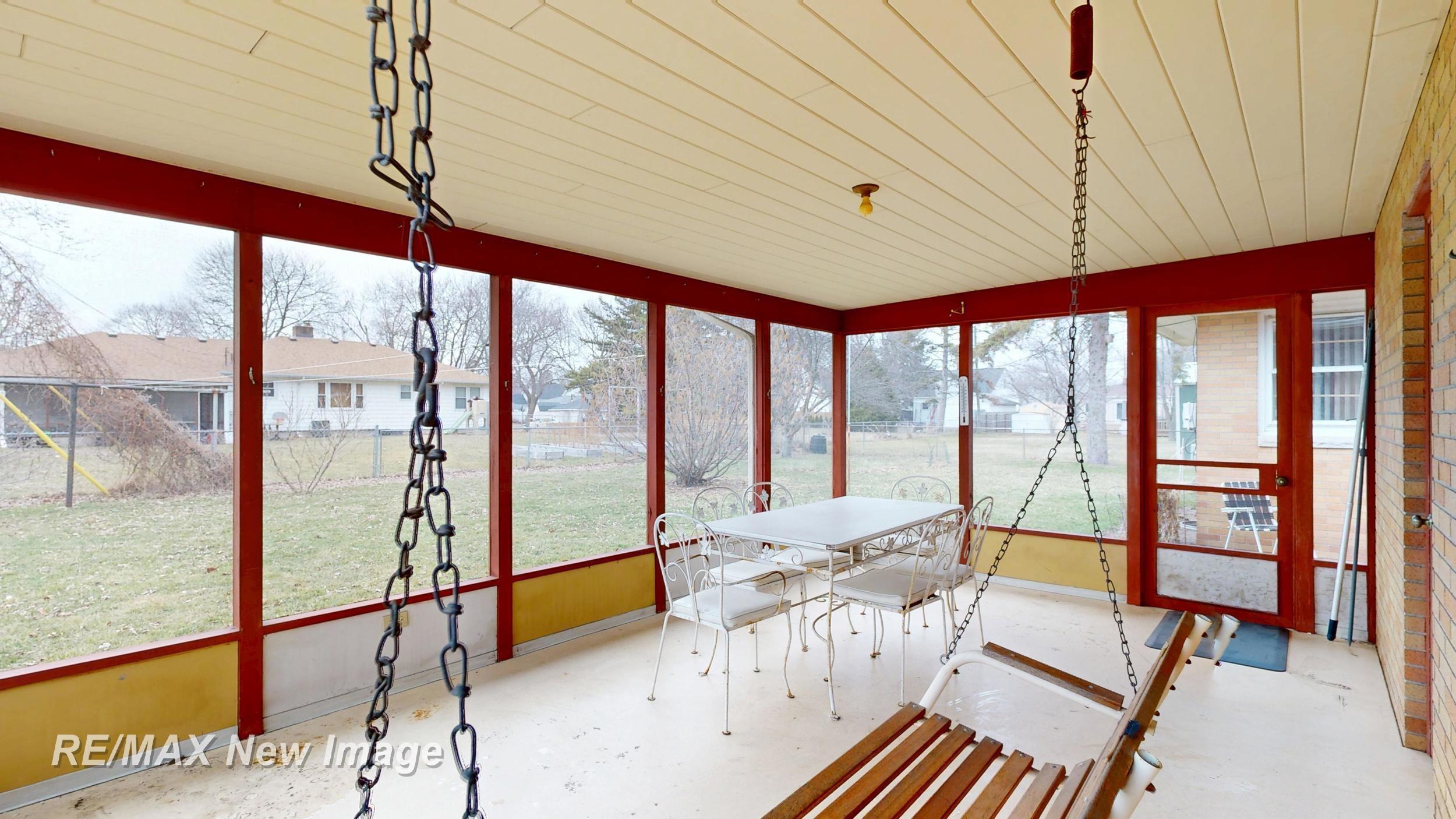 1808 S Farragut Street, Bay City, MI, 48708