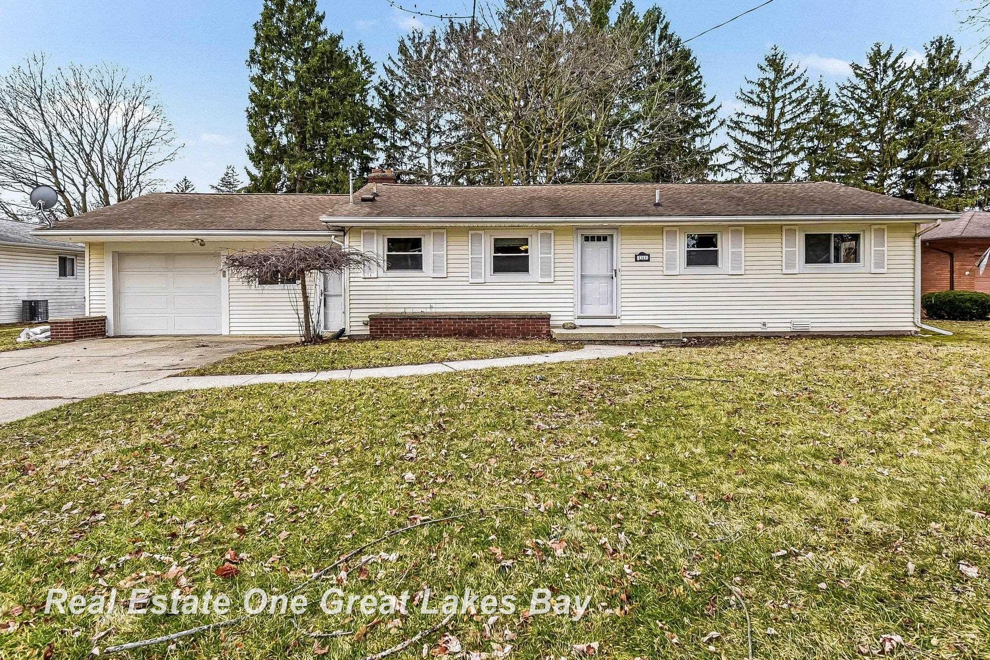 1311 Dover Place, Saginaw, MI, 48638