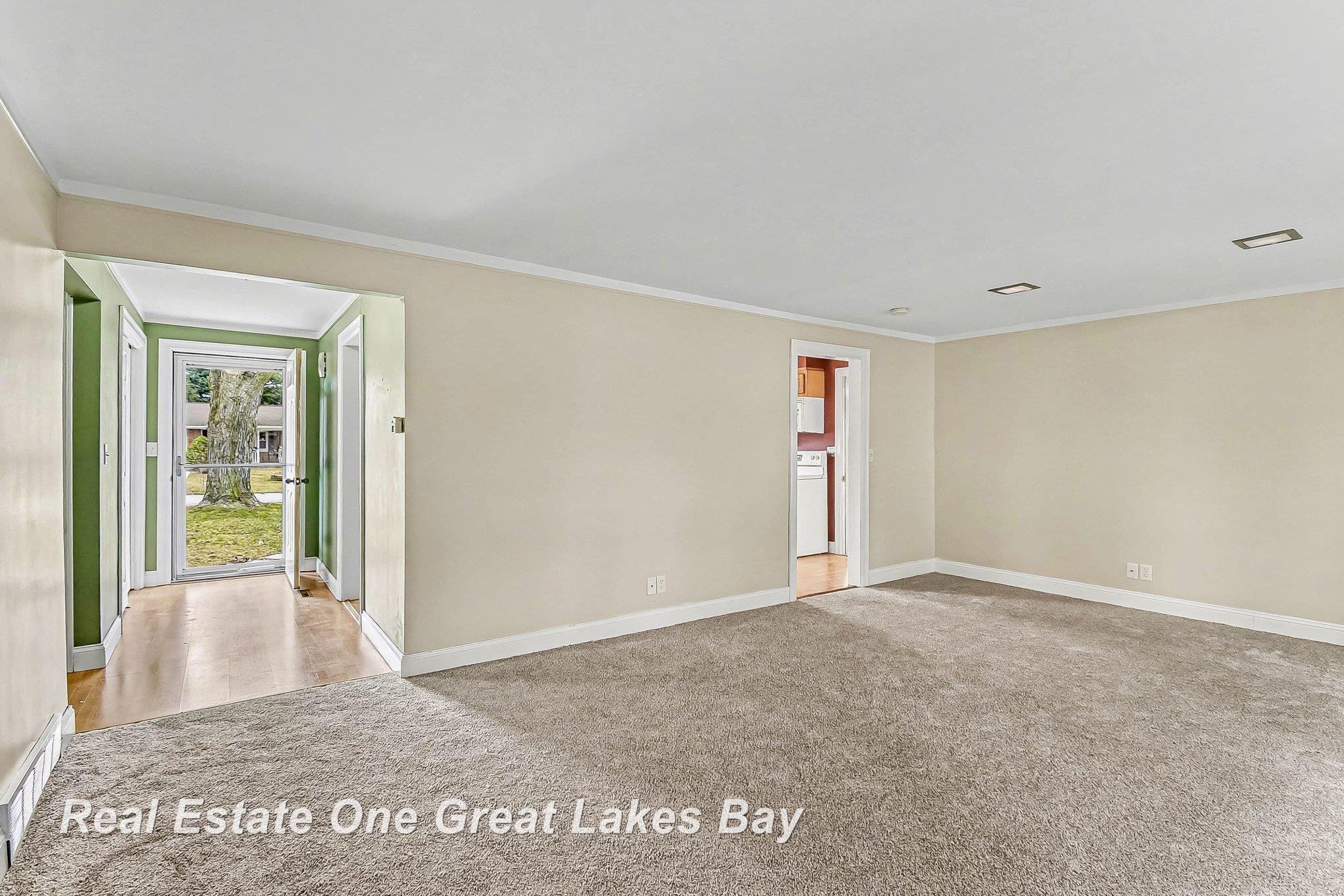 1311 Dover Place, Saginaw, MI, 48638