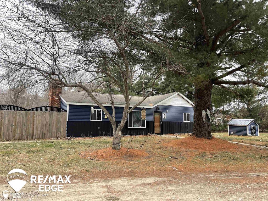 494 W Barnes Lake Road photo 11