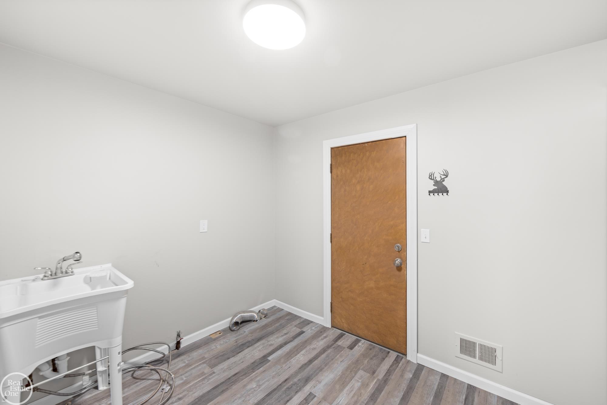 8385 22 Mile Road, Shelby Twp, MI, 48317