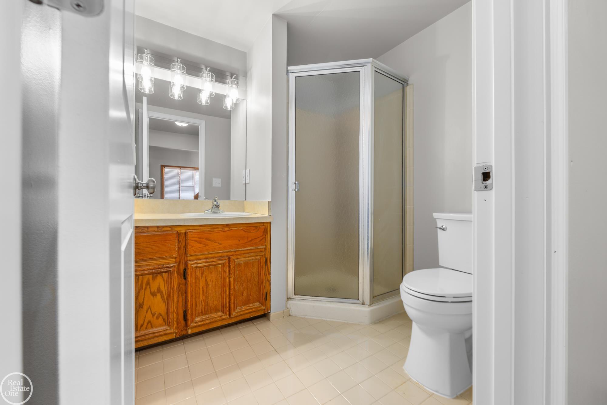 8385 22 Mile Road, Shelby Twp, MI, 48317