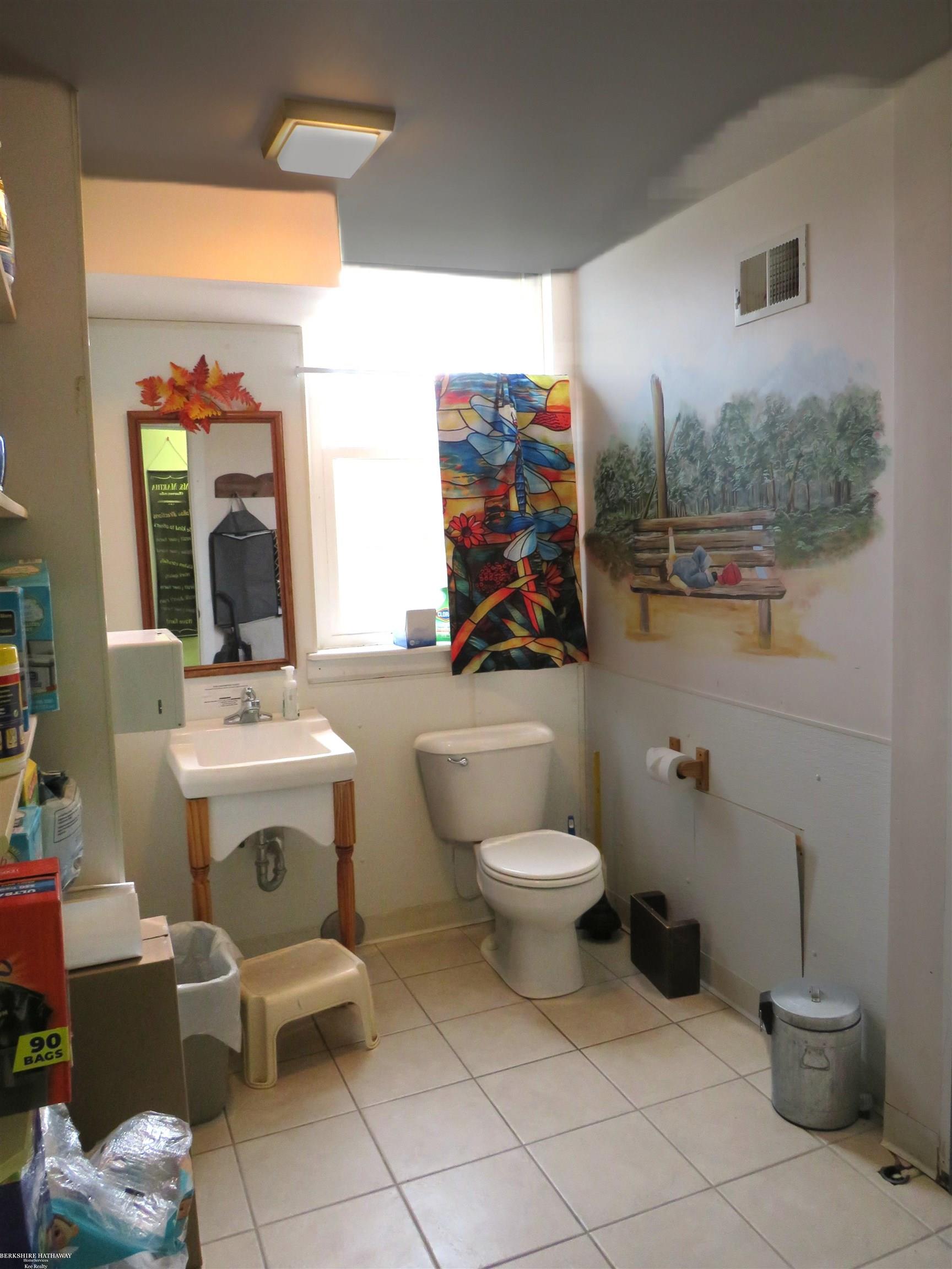 8622 Dixie Highway, Fair Haven, MI, 48023
