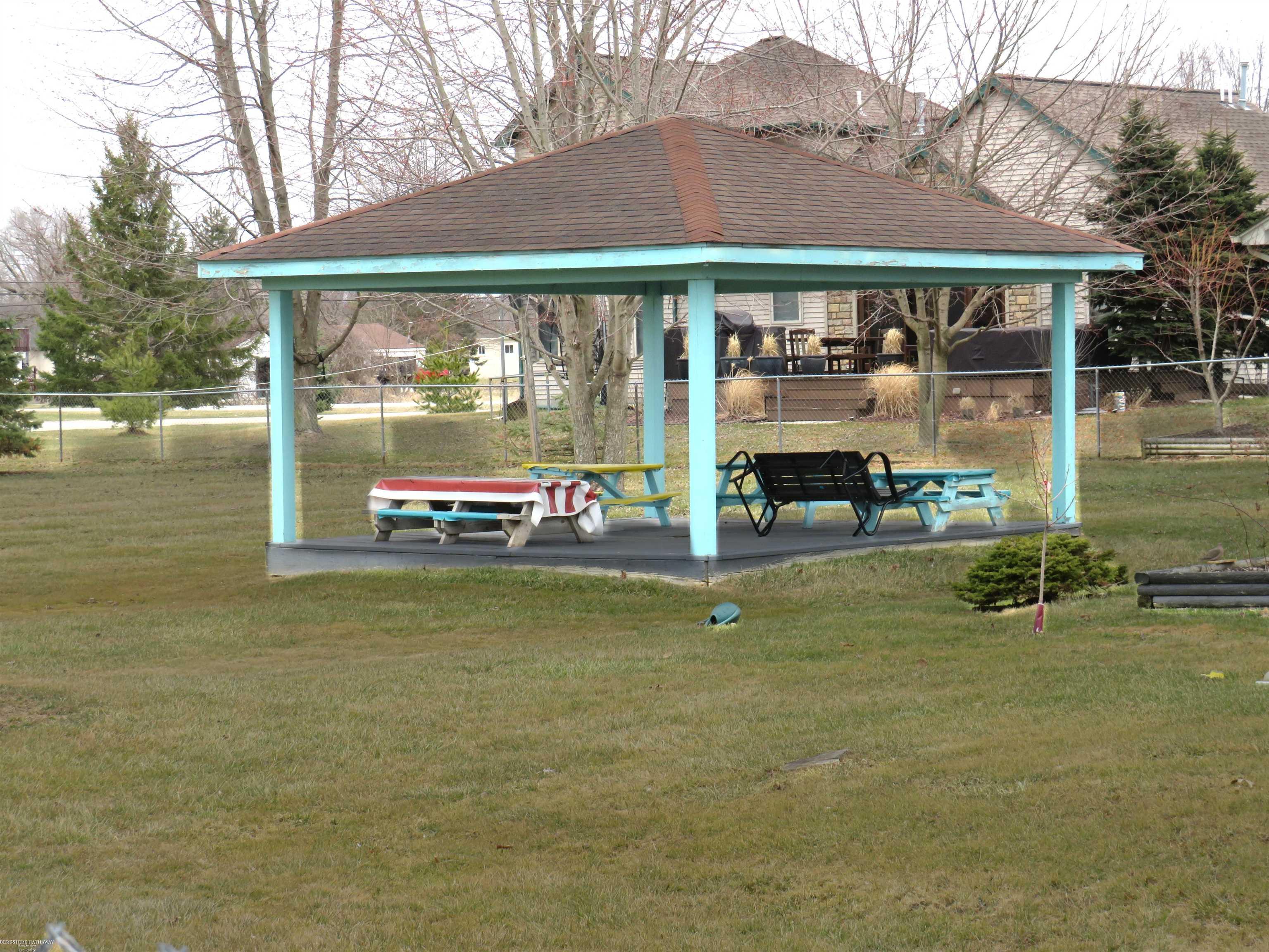 8622 Dixie Highway, Fair Haven, MI, 48023