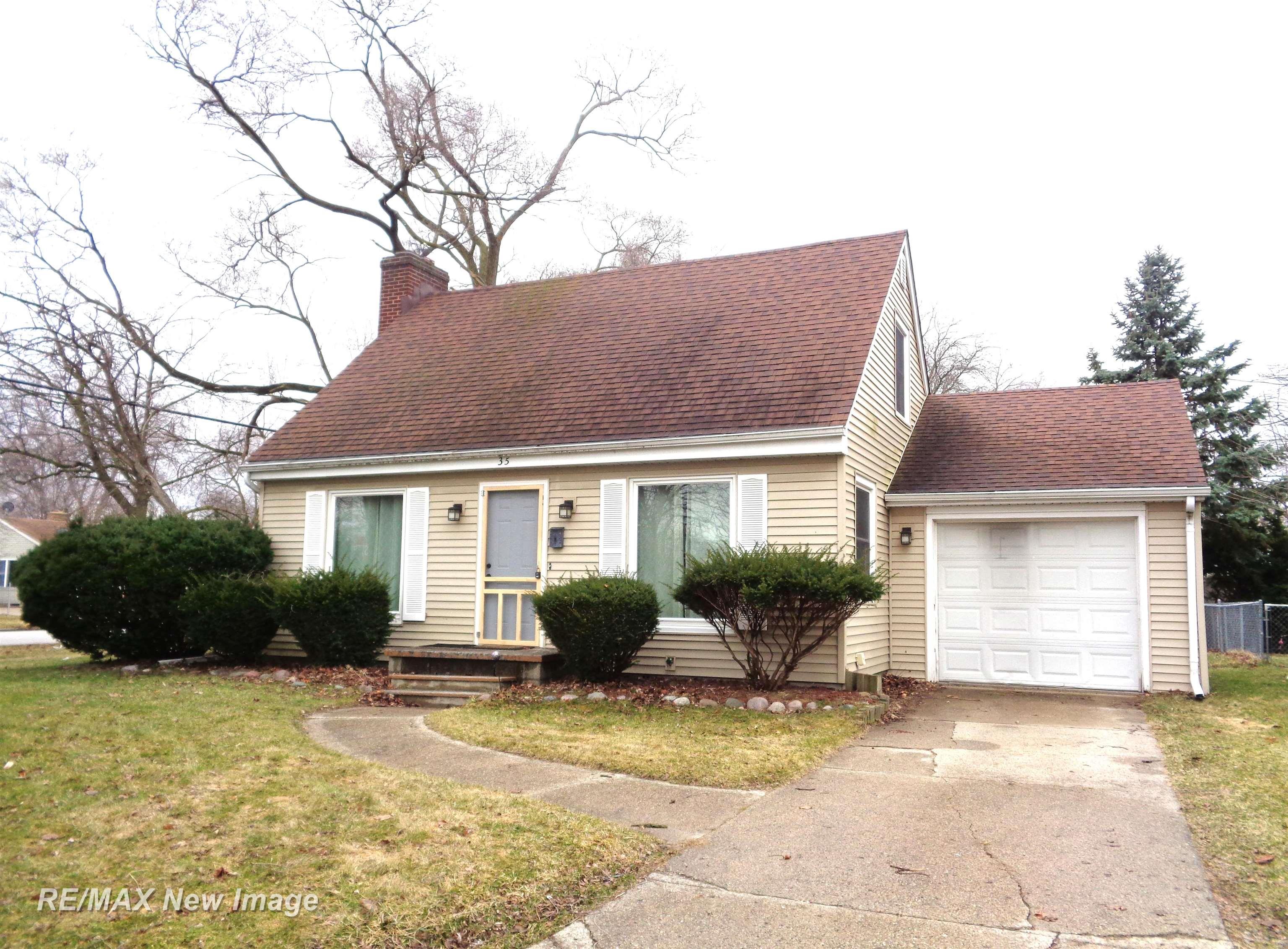 35 Congress Court A, Saginaw, MI, 48602