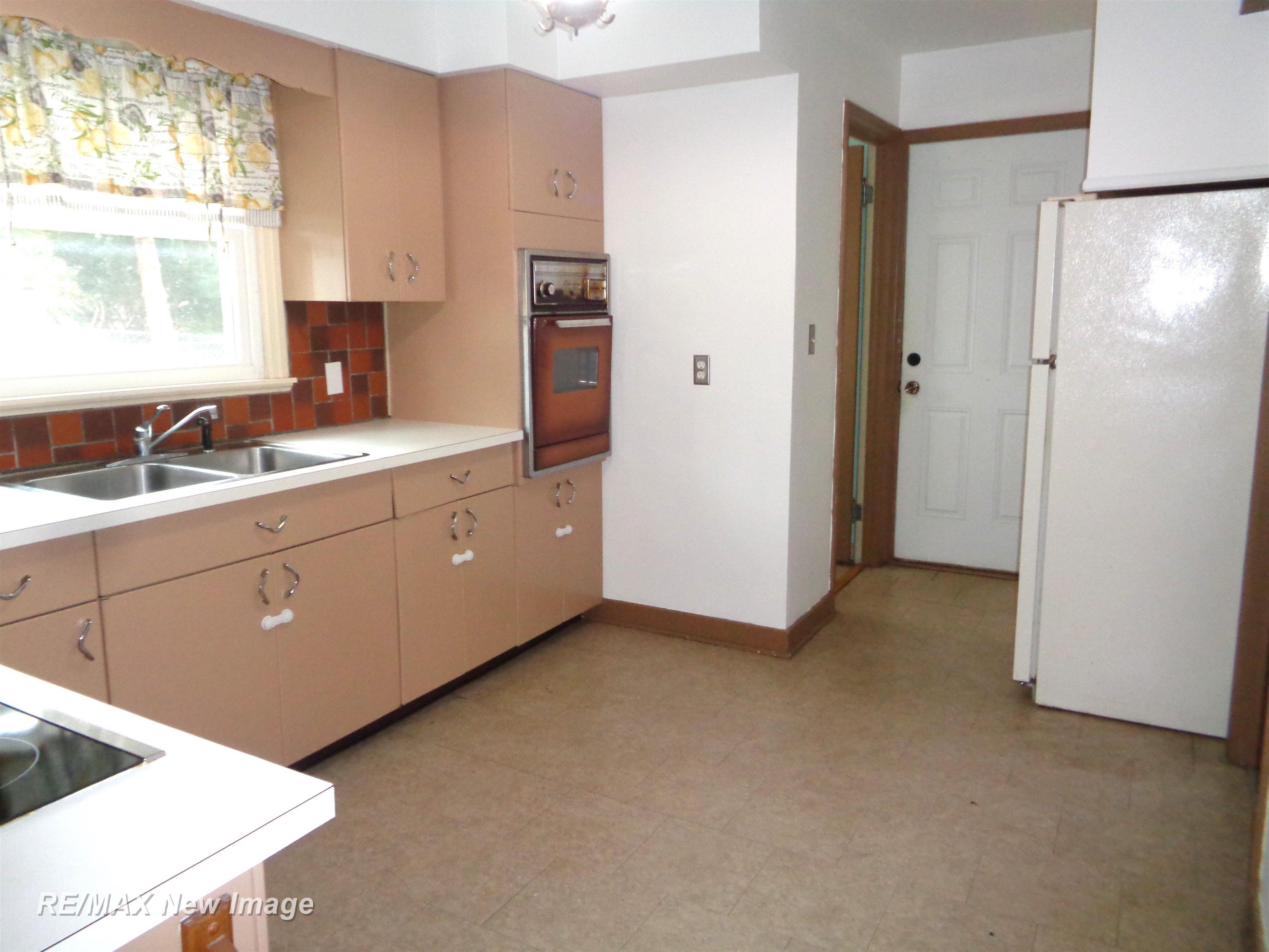 35 Congress Court A, Saginaw, MI, 48602