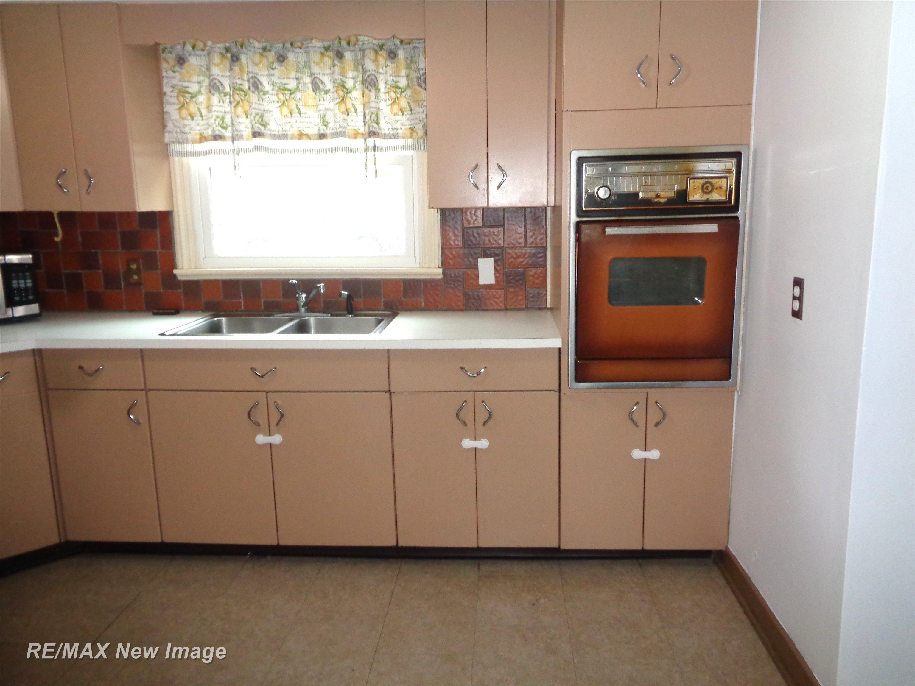 35 Congress Court A, Saginaw, MI, 48602