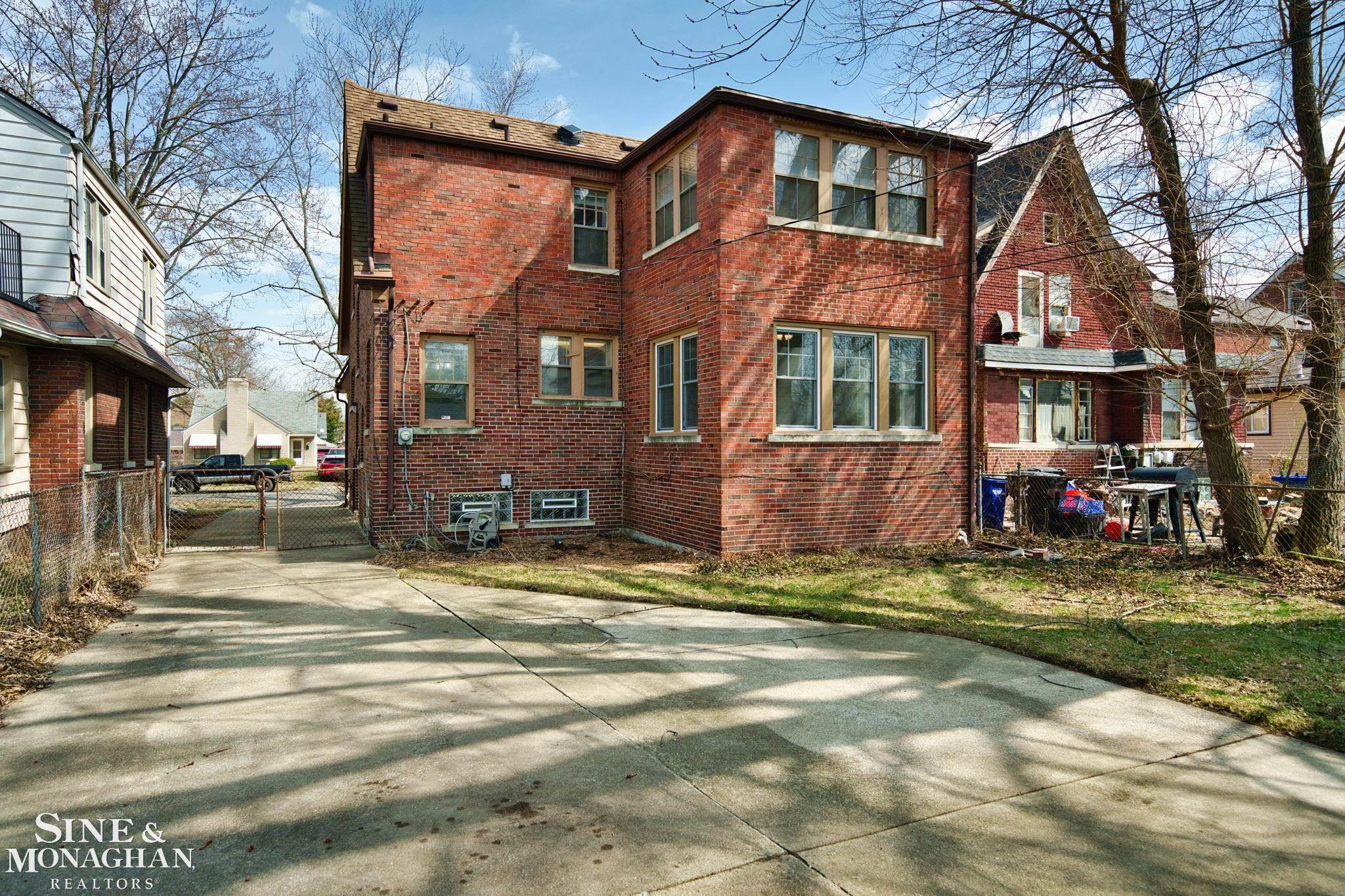 219 Lakewood Street, Detroit, MI, 48215