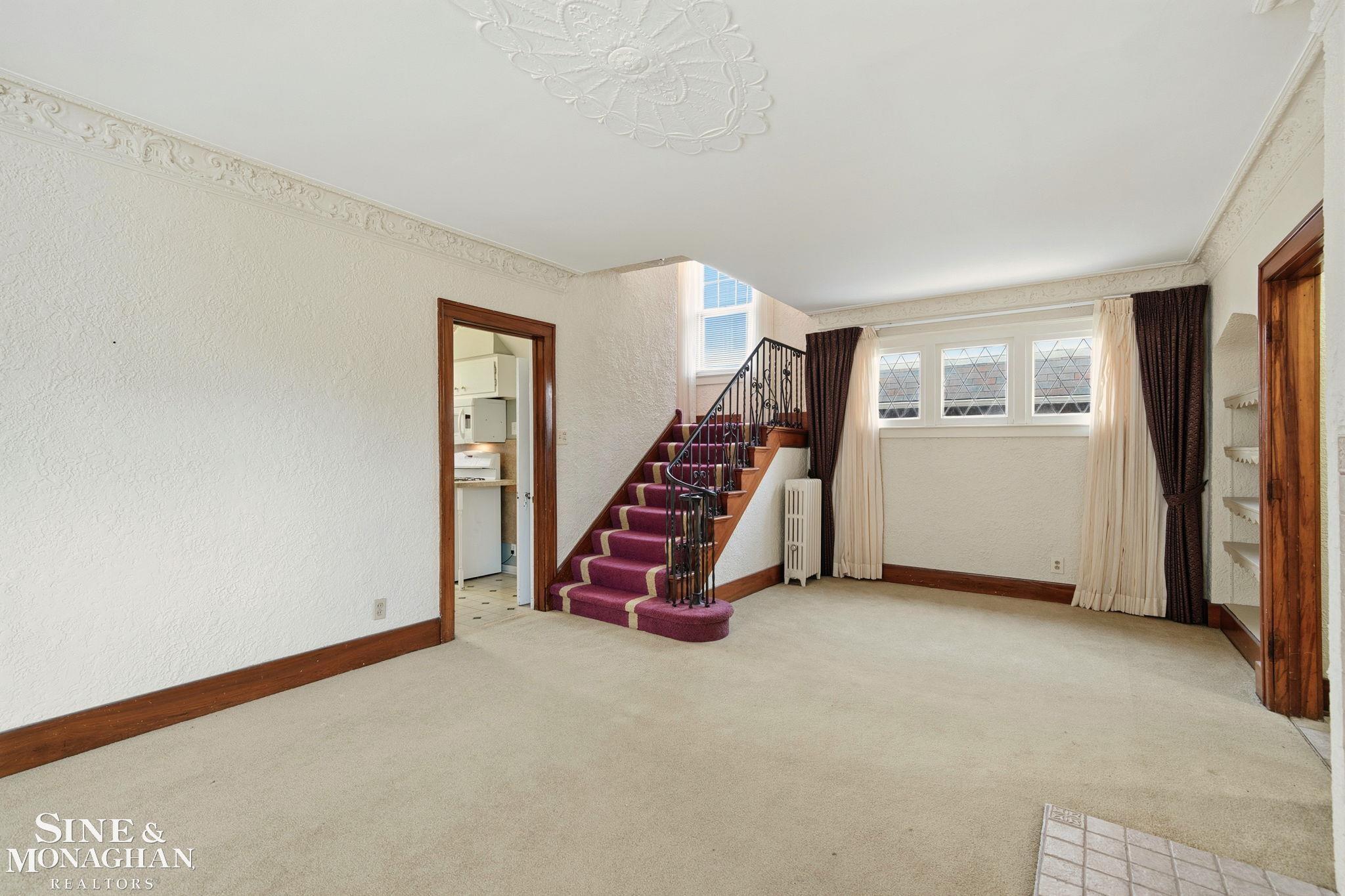 219 Lakewood Street, Detroit, MI, 48215