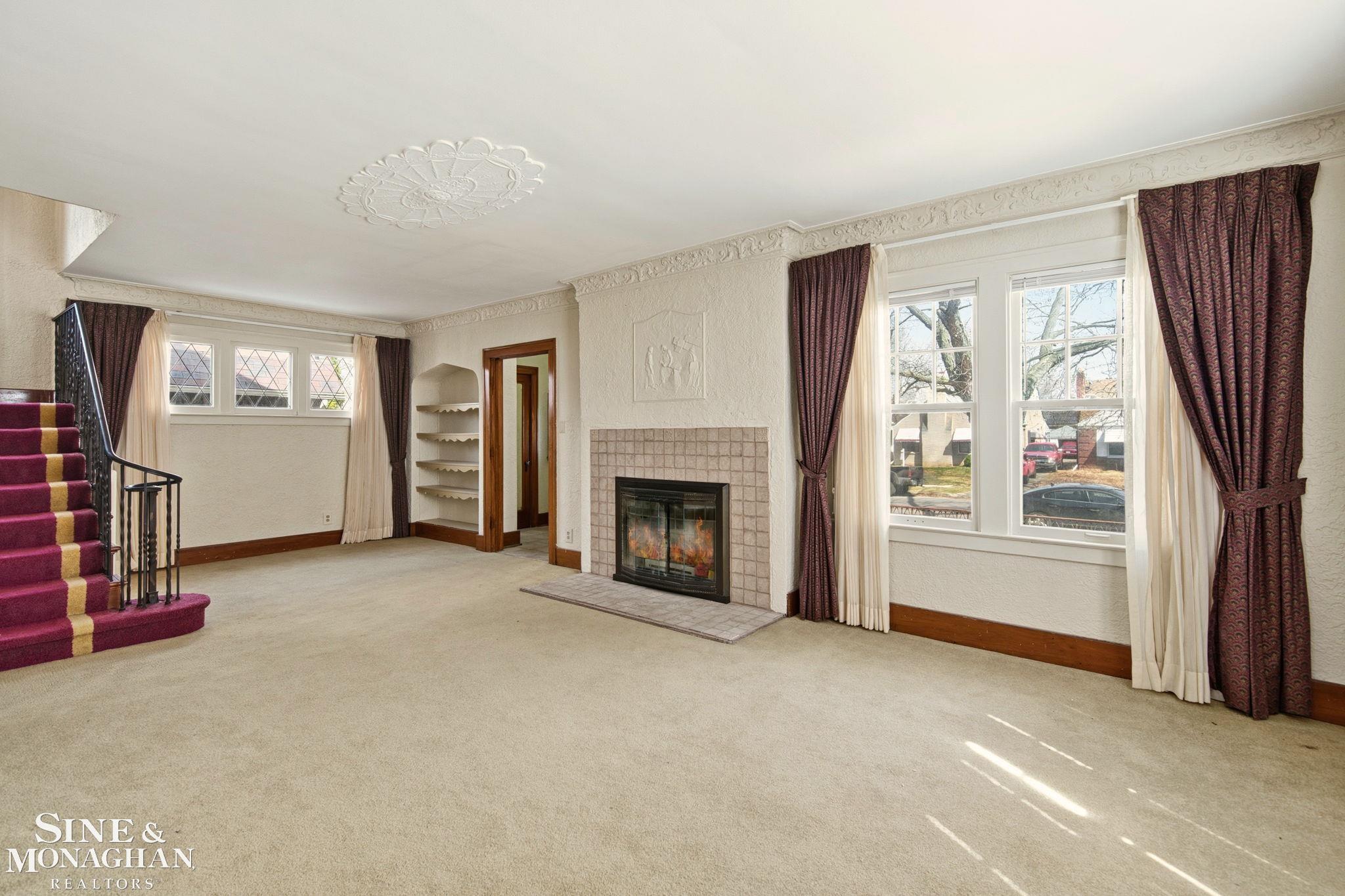 219 Lakewood Street, Detroit, MI, 48215