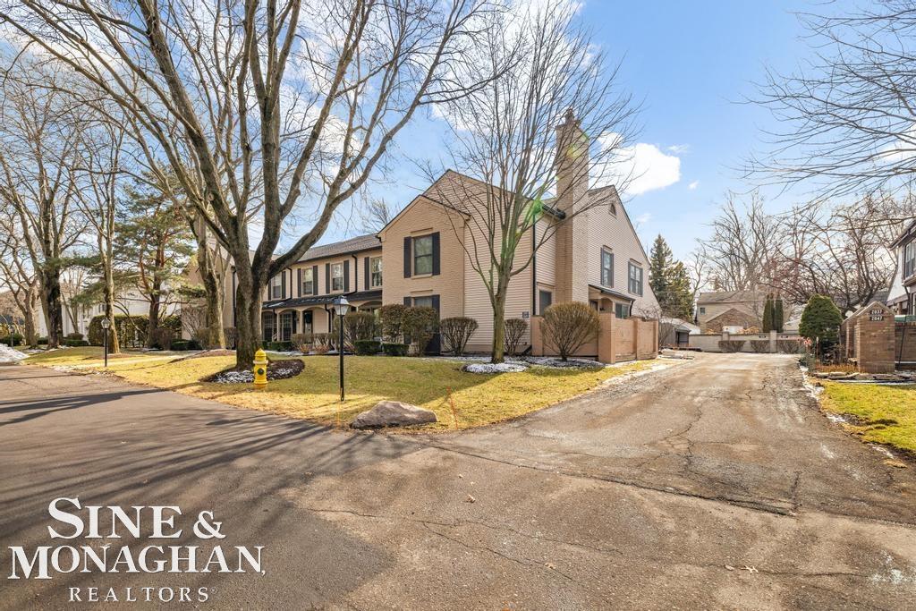 2029 Shorepointe Lane, Grosse Pointe, MI, 48236