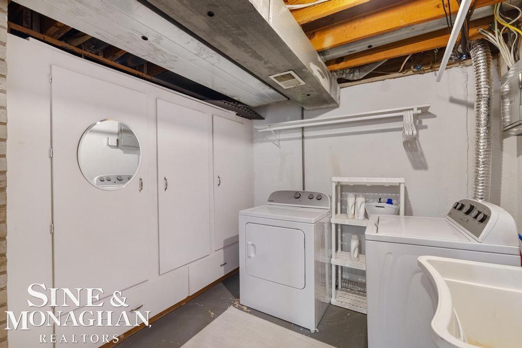 2029 Shorepointe Lane, Grosse Pointe, MI, 48236