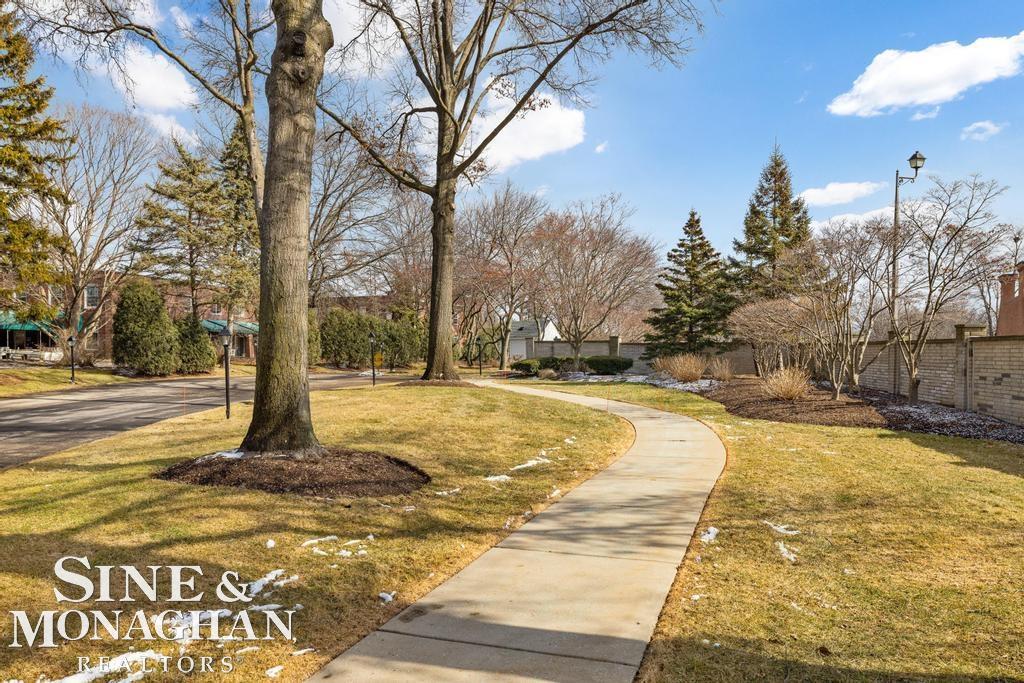 2029 Shorepointe Lane, Grosse Pointe, MI, 48236