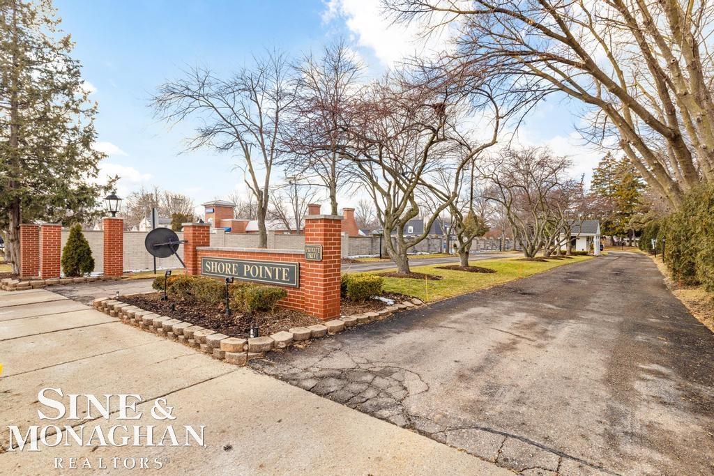 2029 Shorepointe Lane, Grosse Pointe, MI, 48236