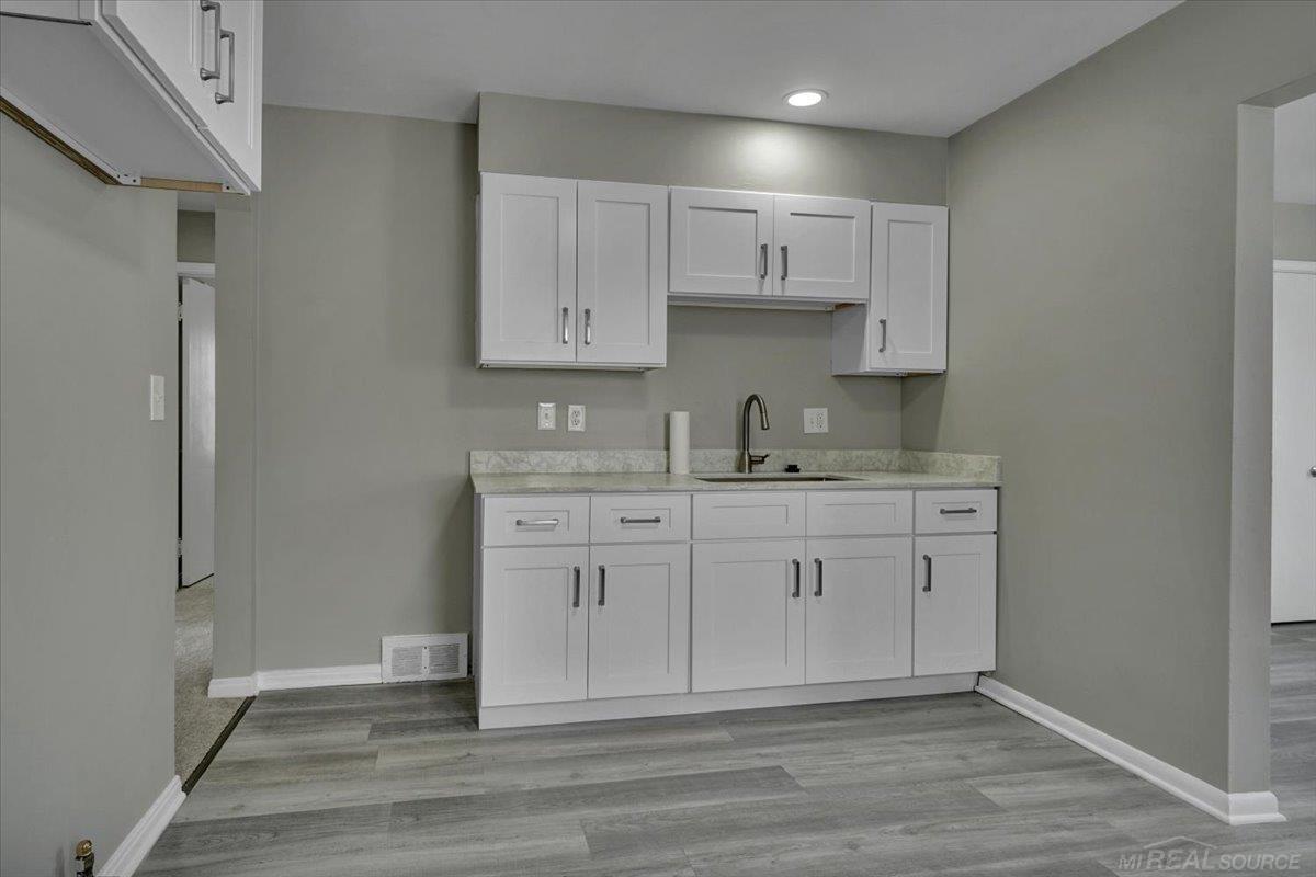 23136 Battelle Avenue, Hazel Park, MI, 48030