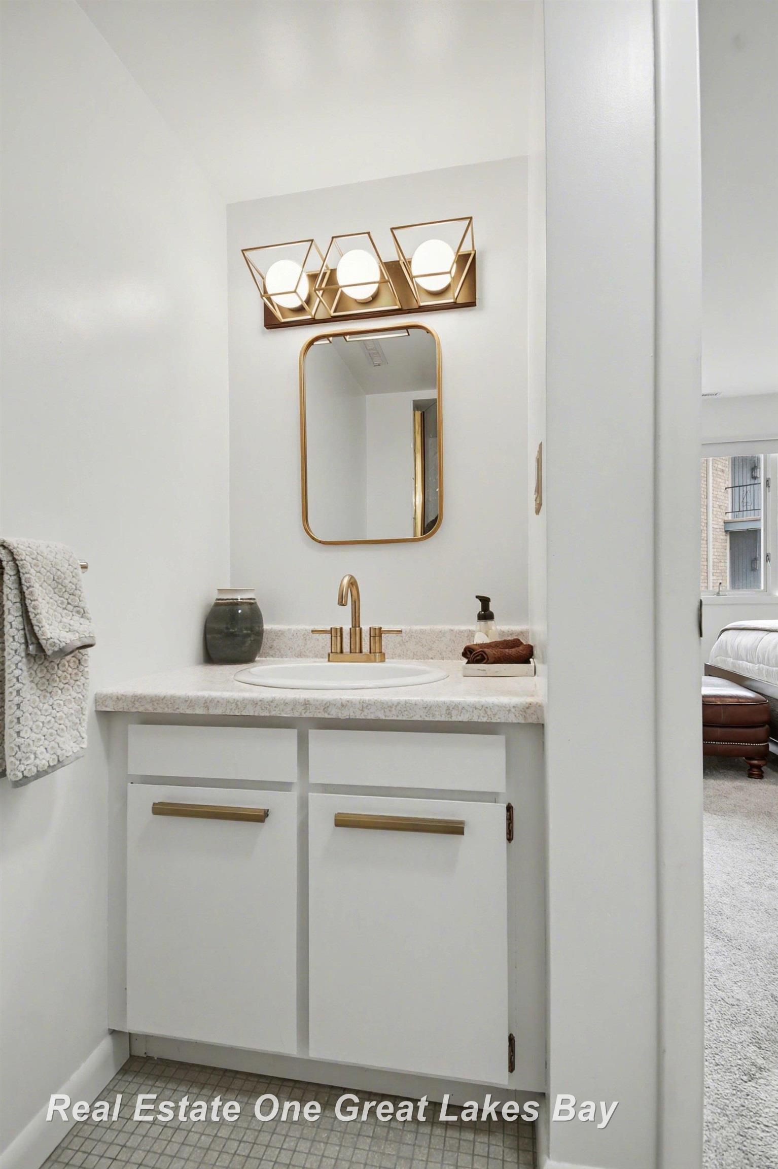 5921 W Michigan Avenue UNIT&nbsp;B2, Saginaw, MI, 48638