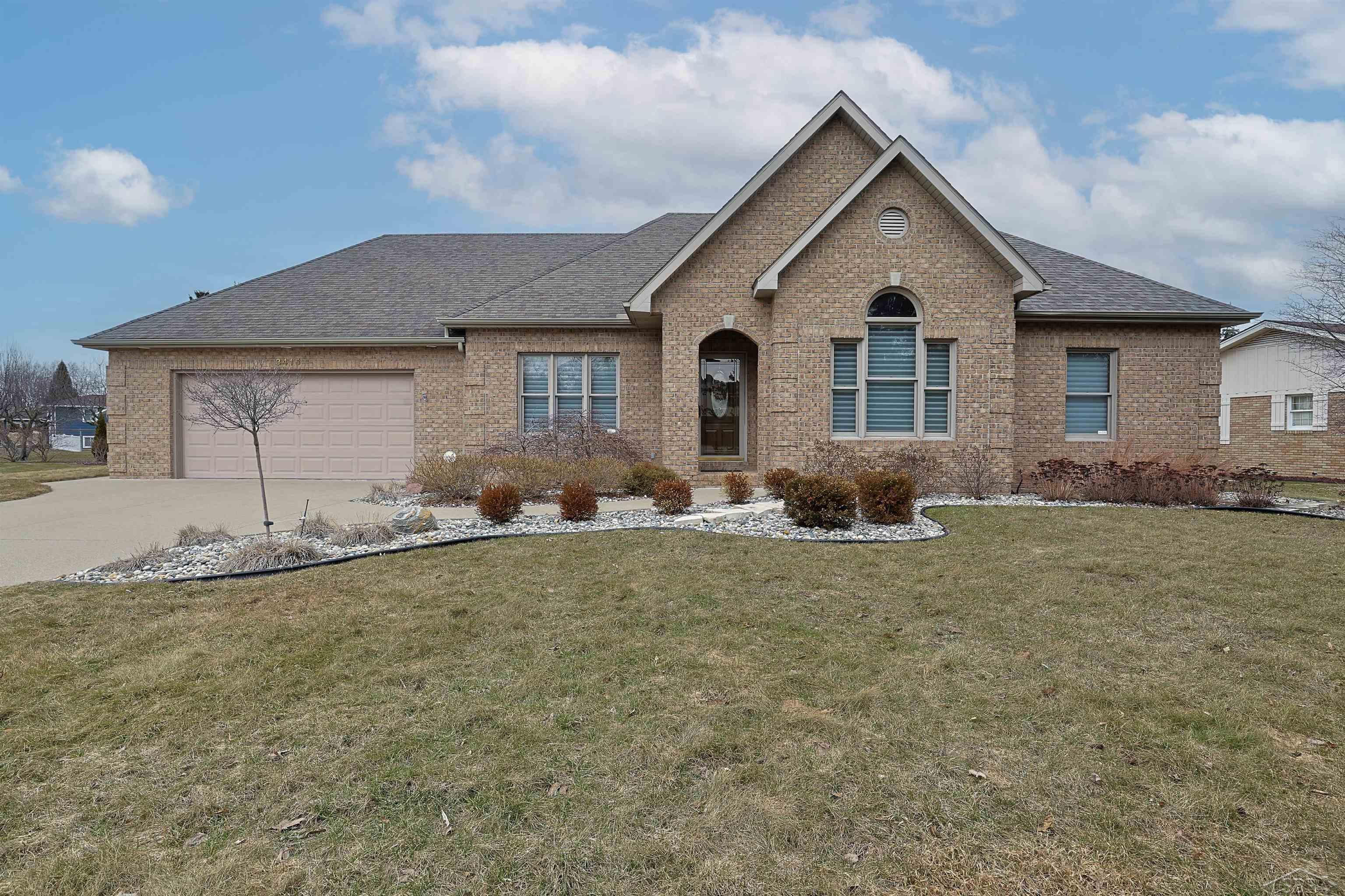 3415 Win Kae Place, Bay City, MI, 48706