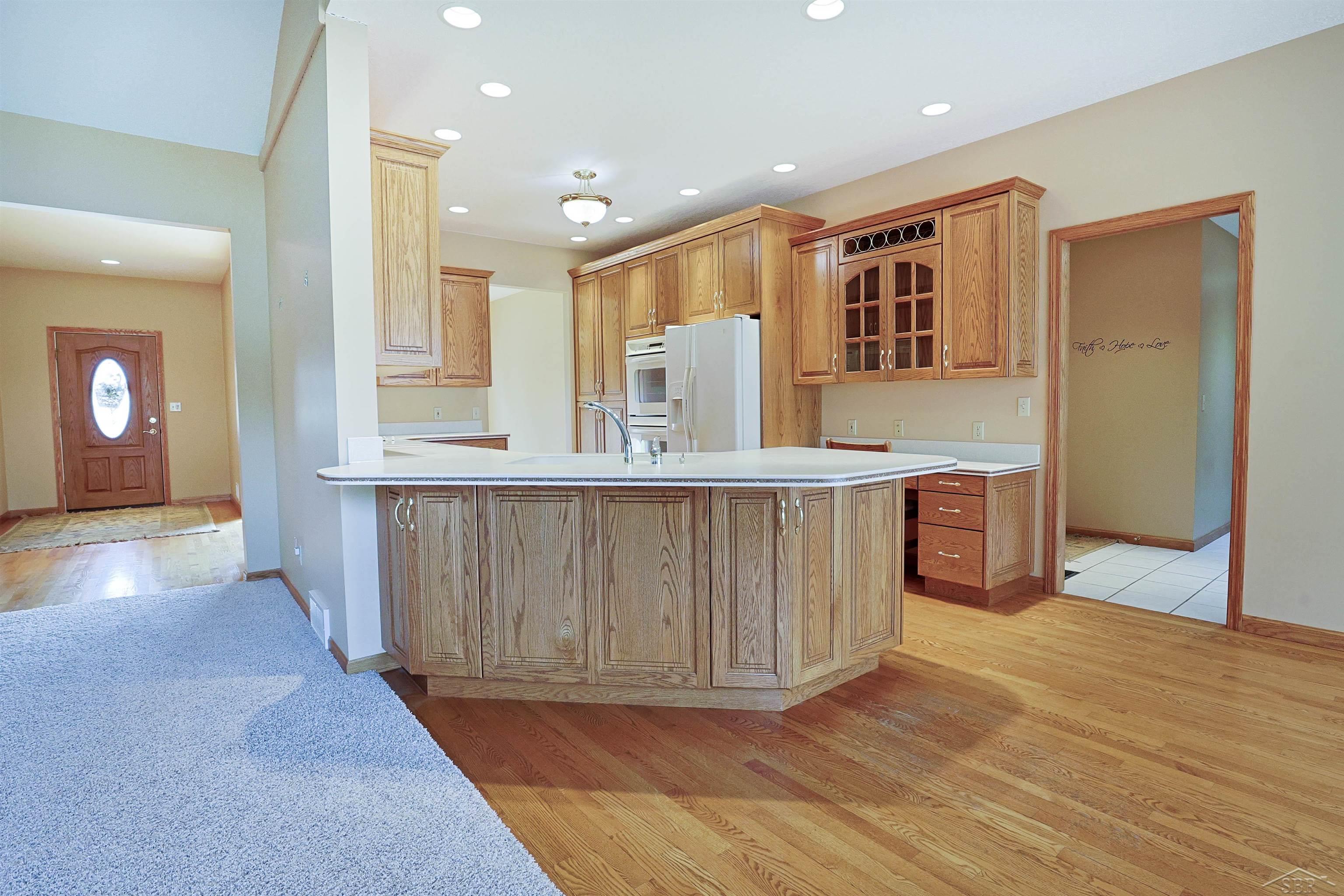 3415 Win Kae Place, Bay City, MI, 48706