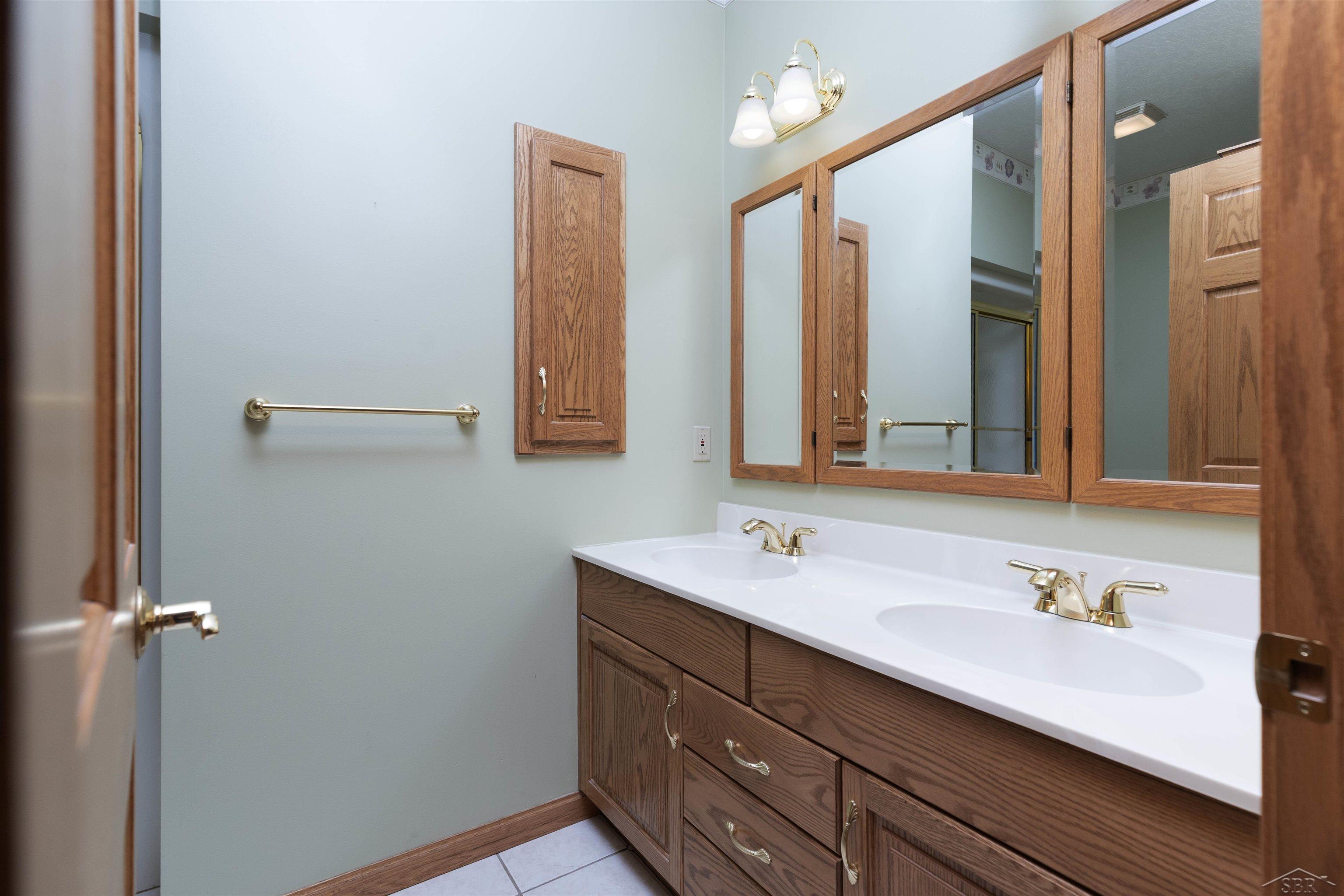 3415 Win Kae Place, Bay City, MI, 48706