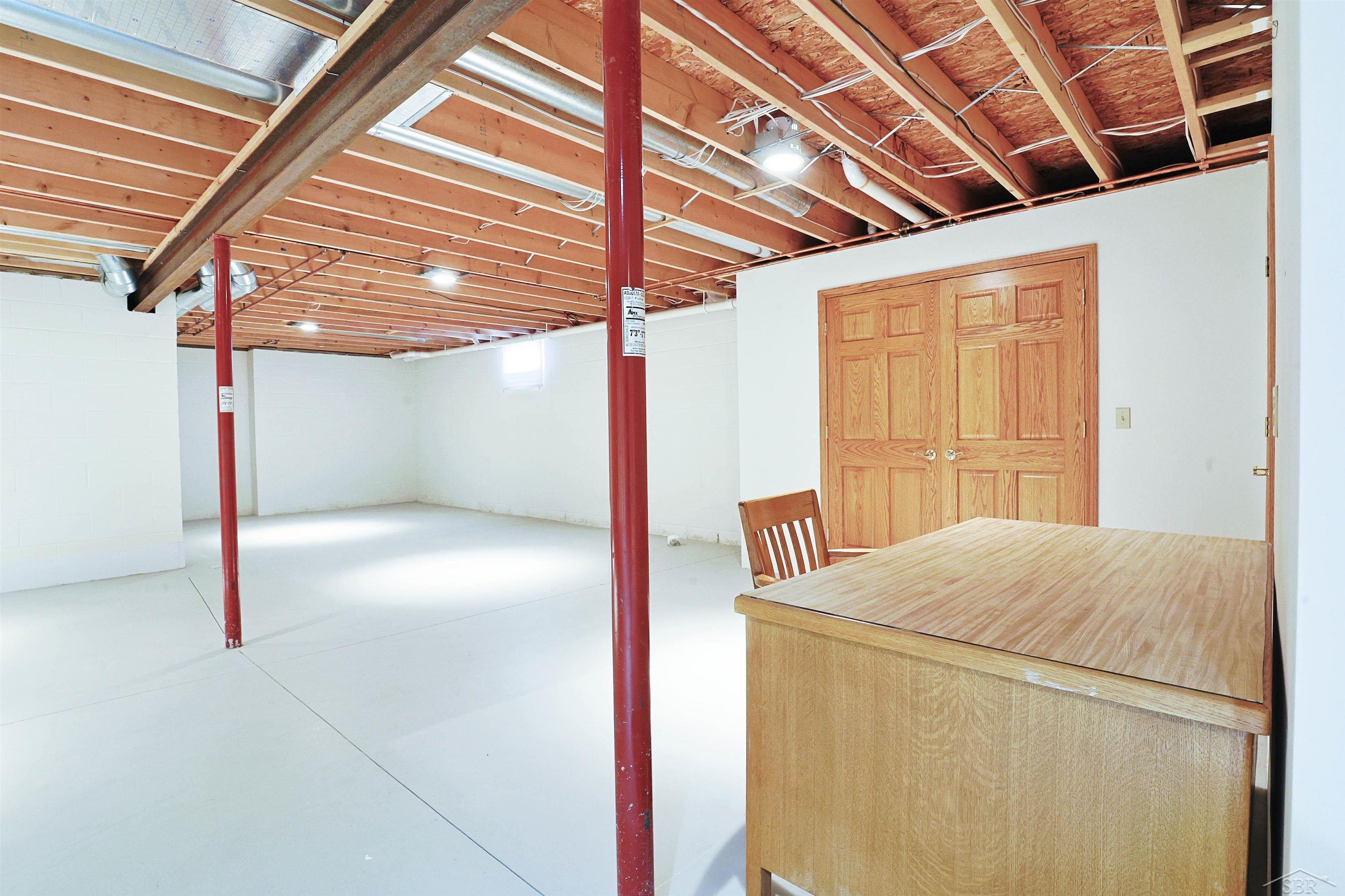 3415 Win Kae Place, Bay City, MI, 48706