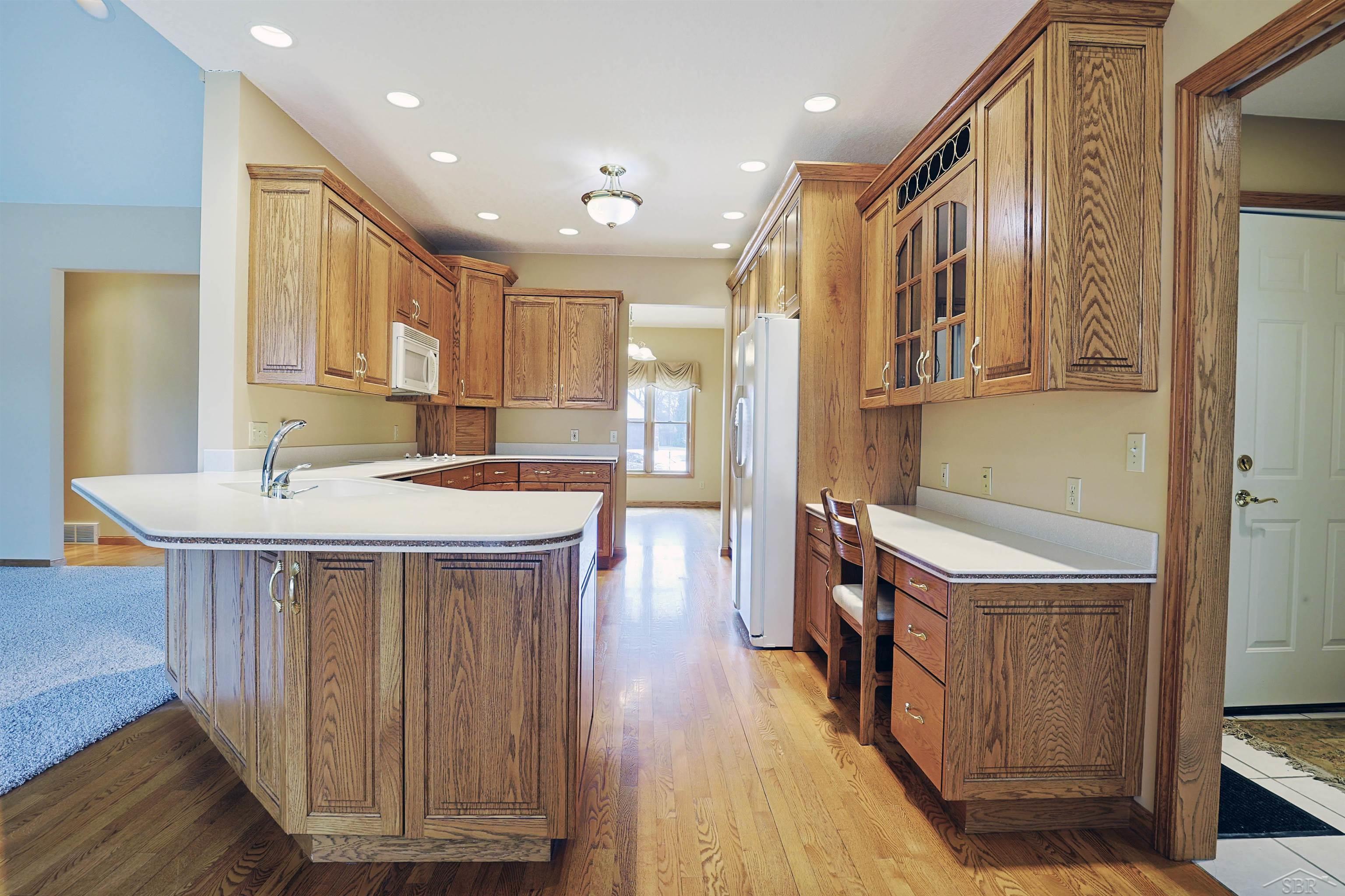 3415 Win Kae Place, Bay City, MI, 48706