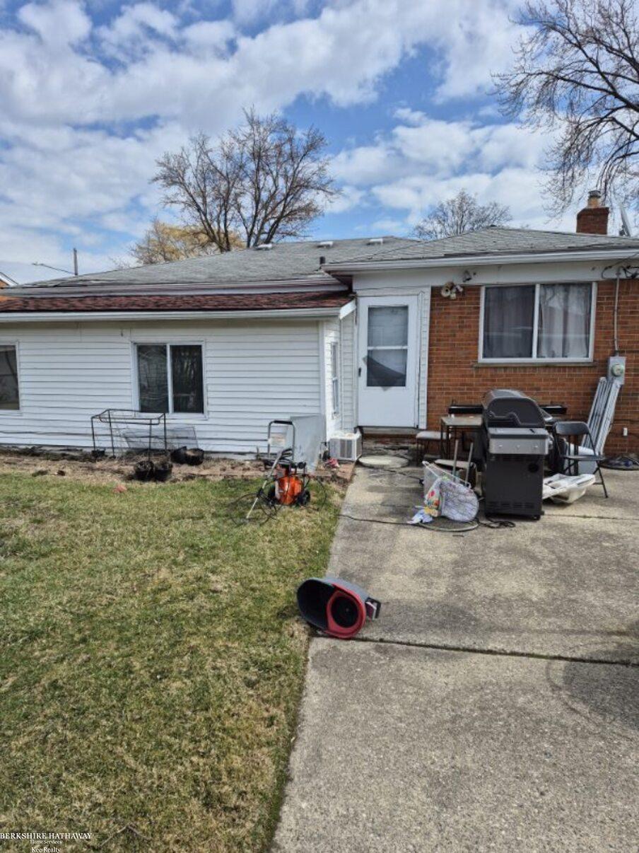 24837 Curie Street, Warren, MI, 48091