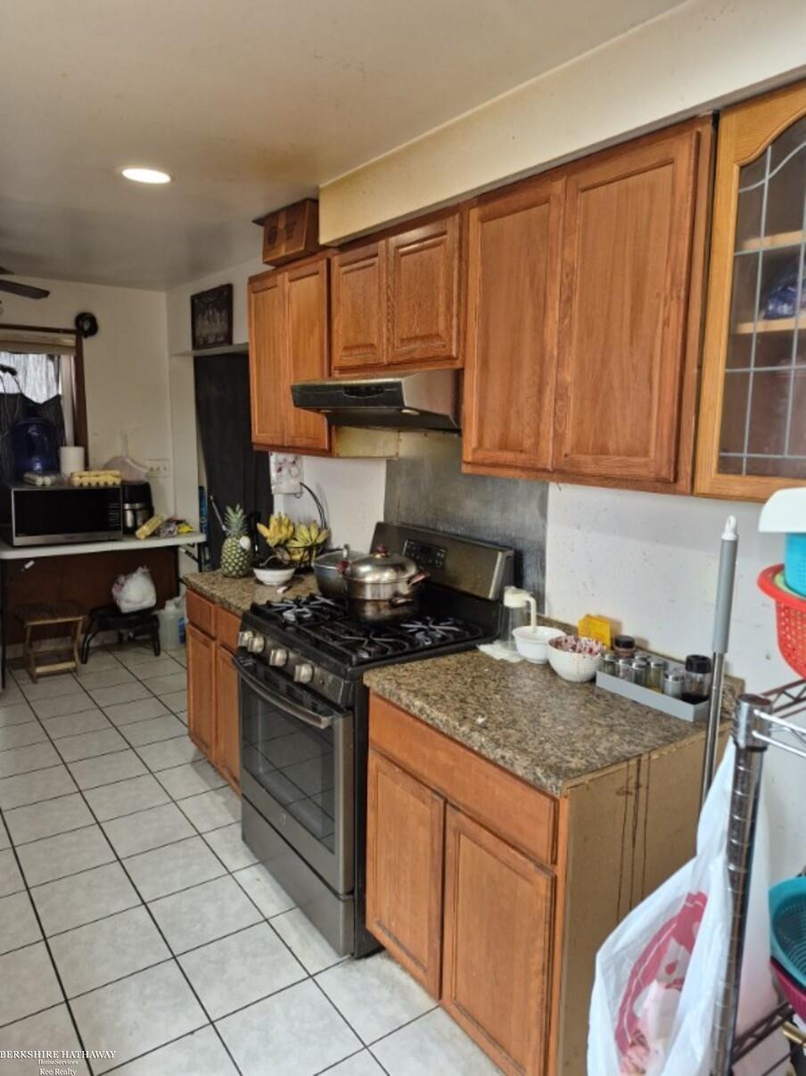 24837 Curie Street, Warren, MI, 48091