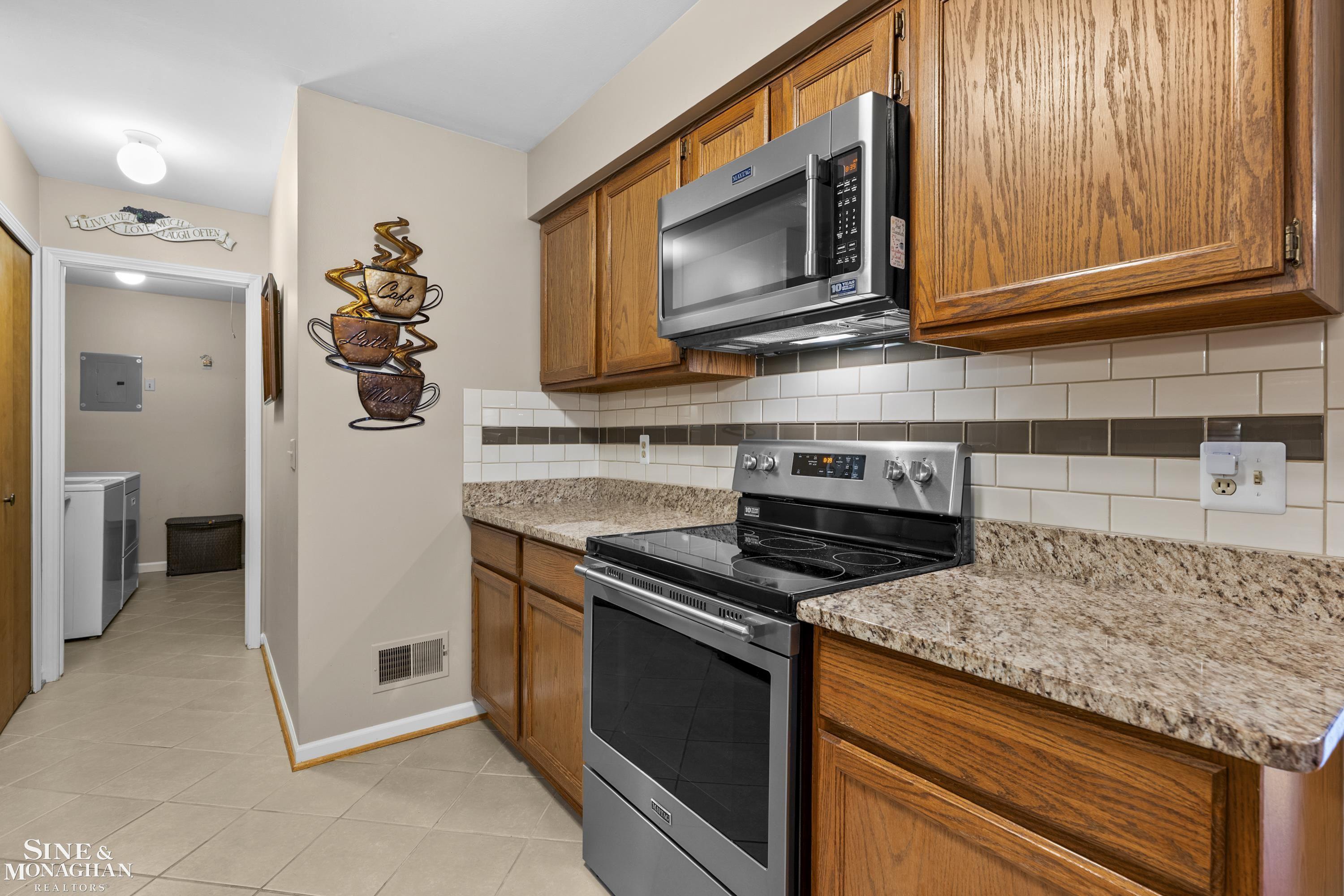 738 Country Club Drive, Saint Clair Shores, MI, 48082