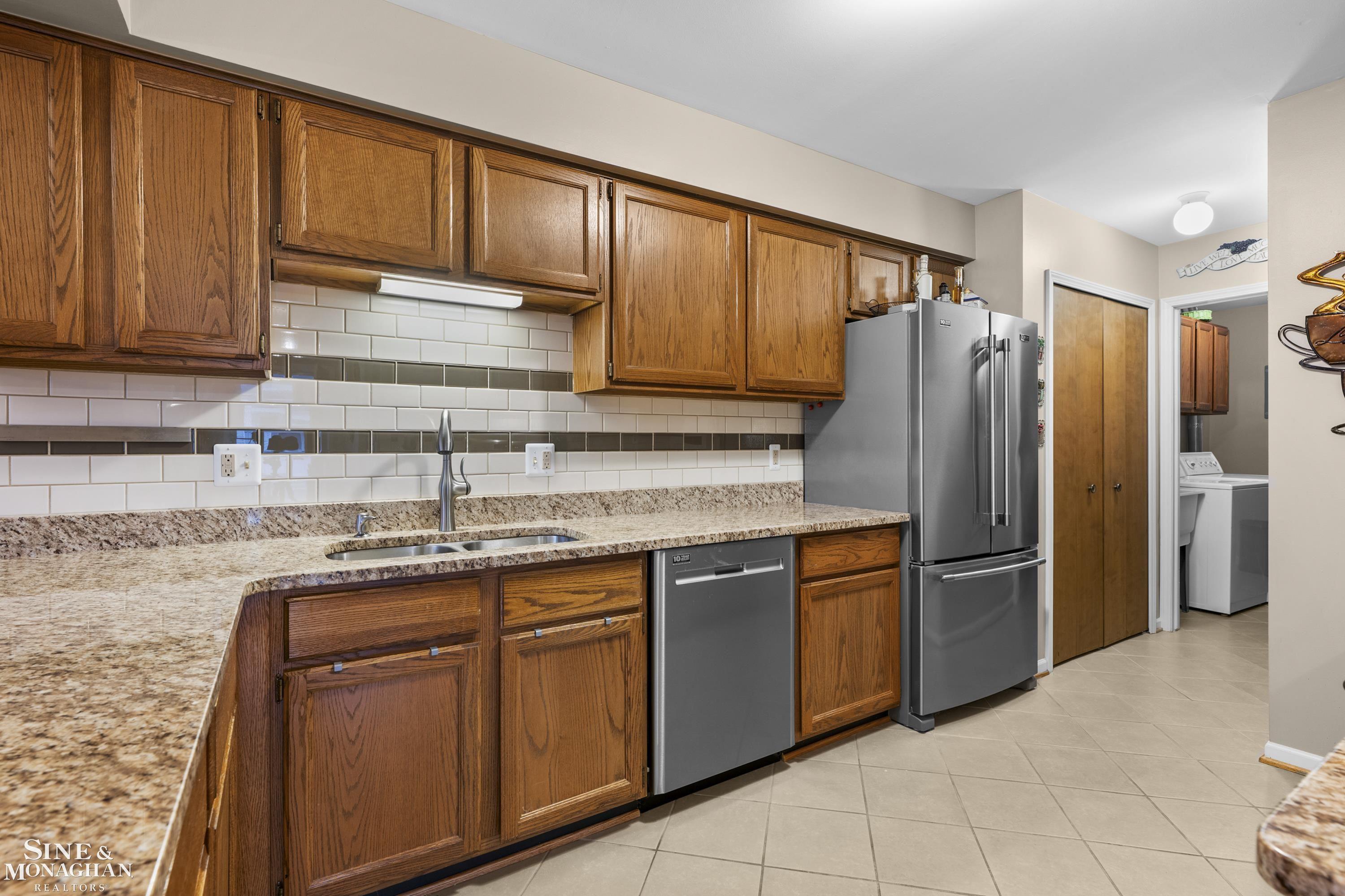 738 Country Club Drive, Saint Clair Shores, MI, 48082