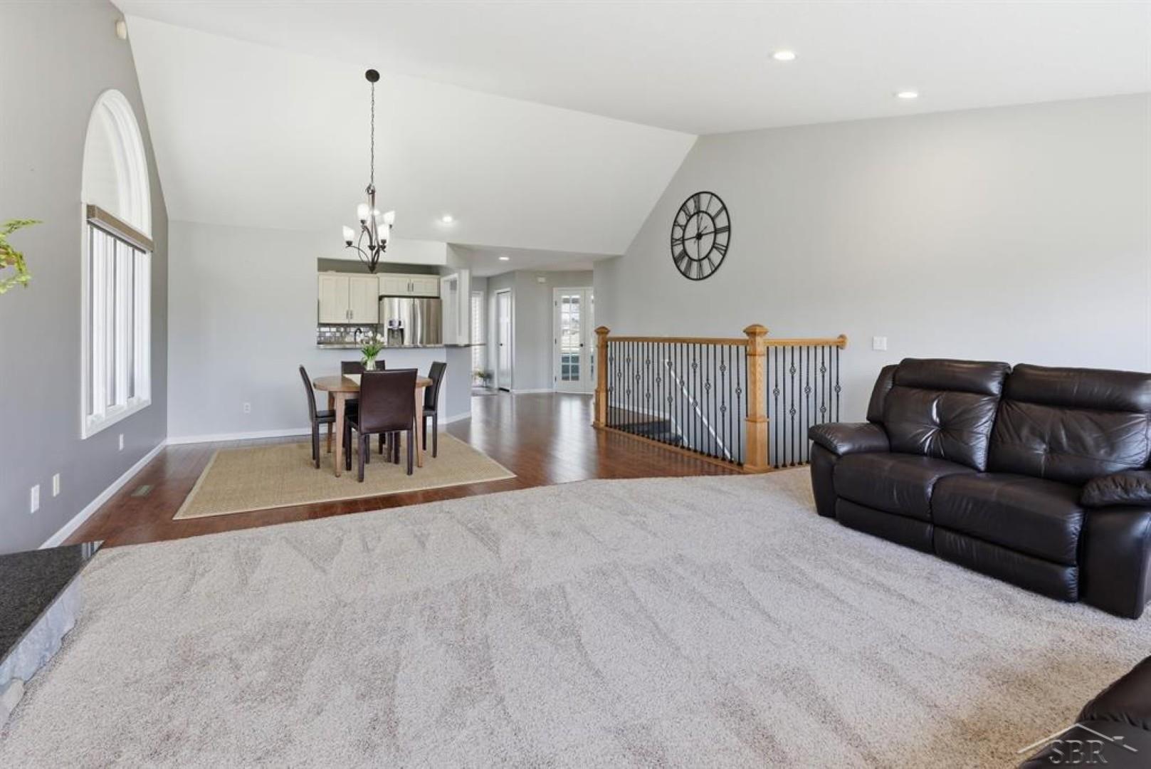 5603 Firethorne Drive, Bay City, MI, 48706