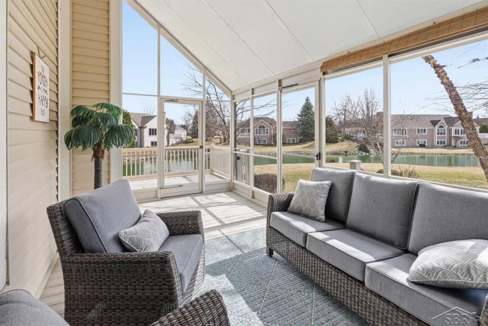 5603 Firethorne Drive, Bay City, MI, 48706