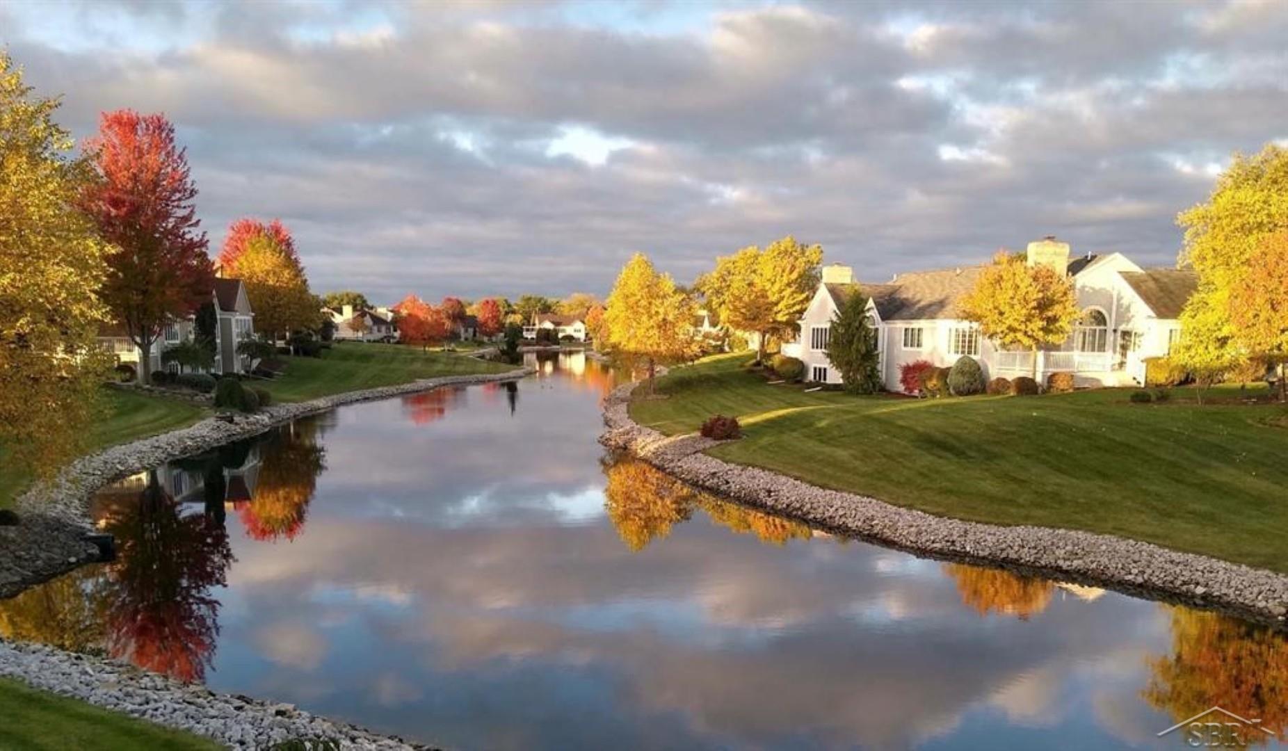 5603 Firethorne Drive, Bay City, MI, 48706