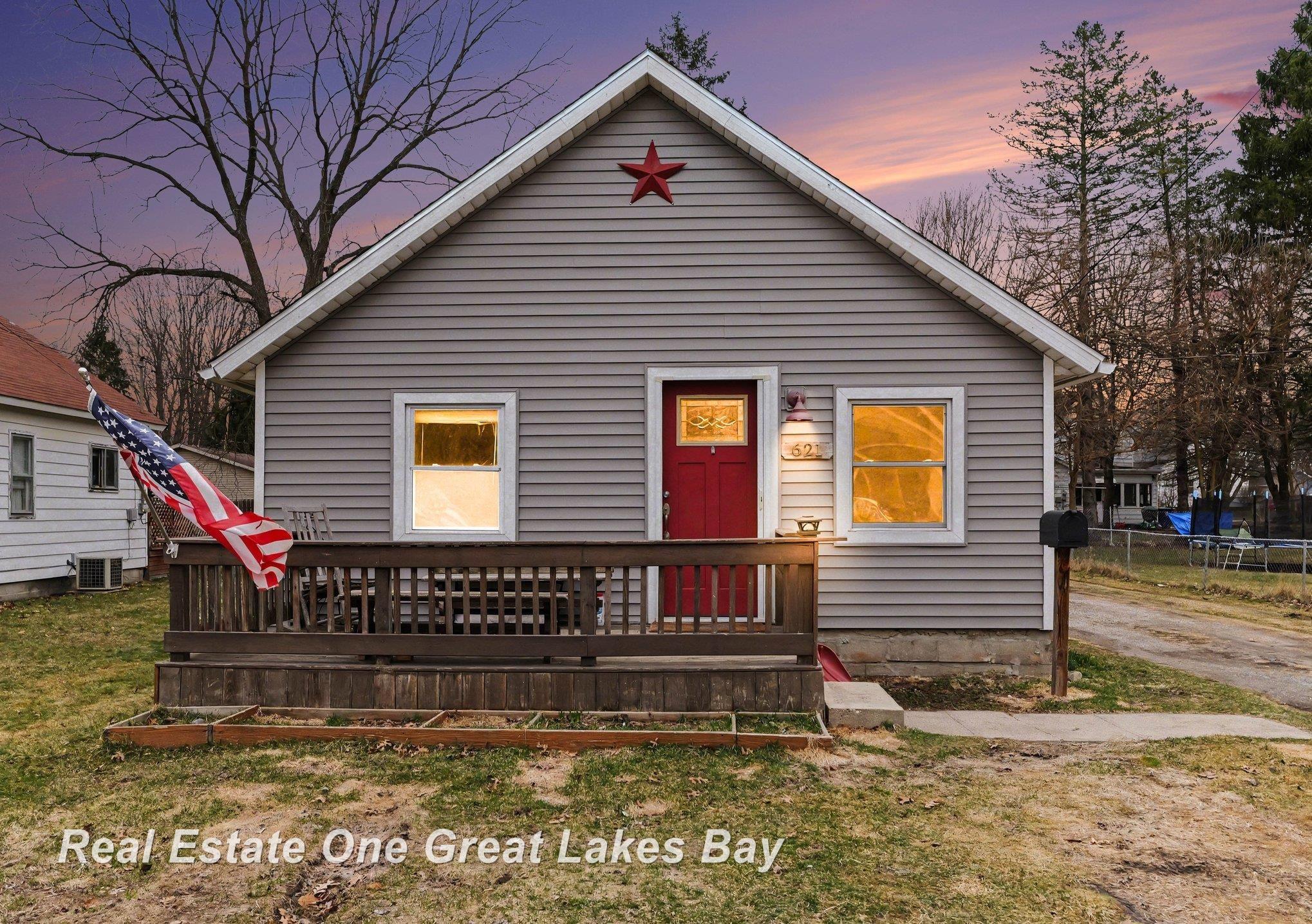 621 W Hosmer Street, Saint Charles, MI, 48655