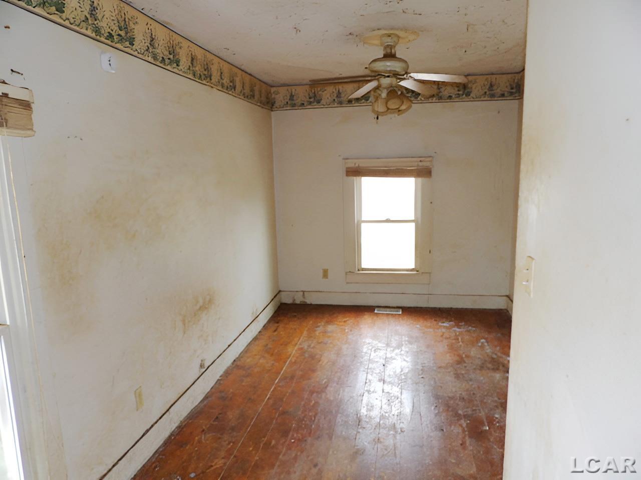 2713 Lilac Road, Hillsdale, MI, 49242